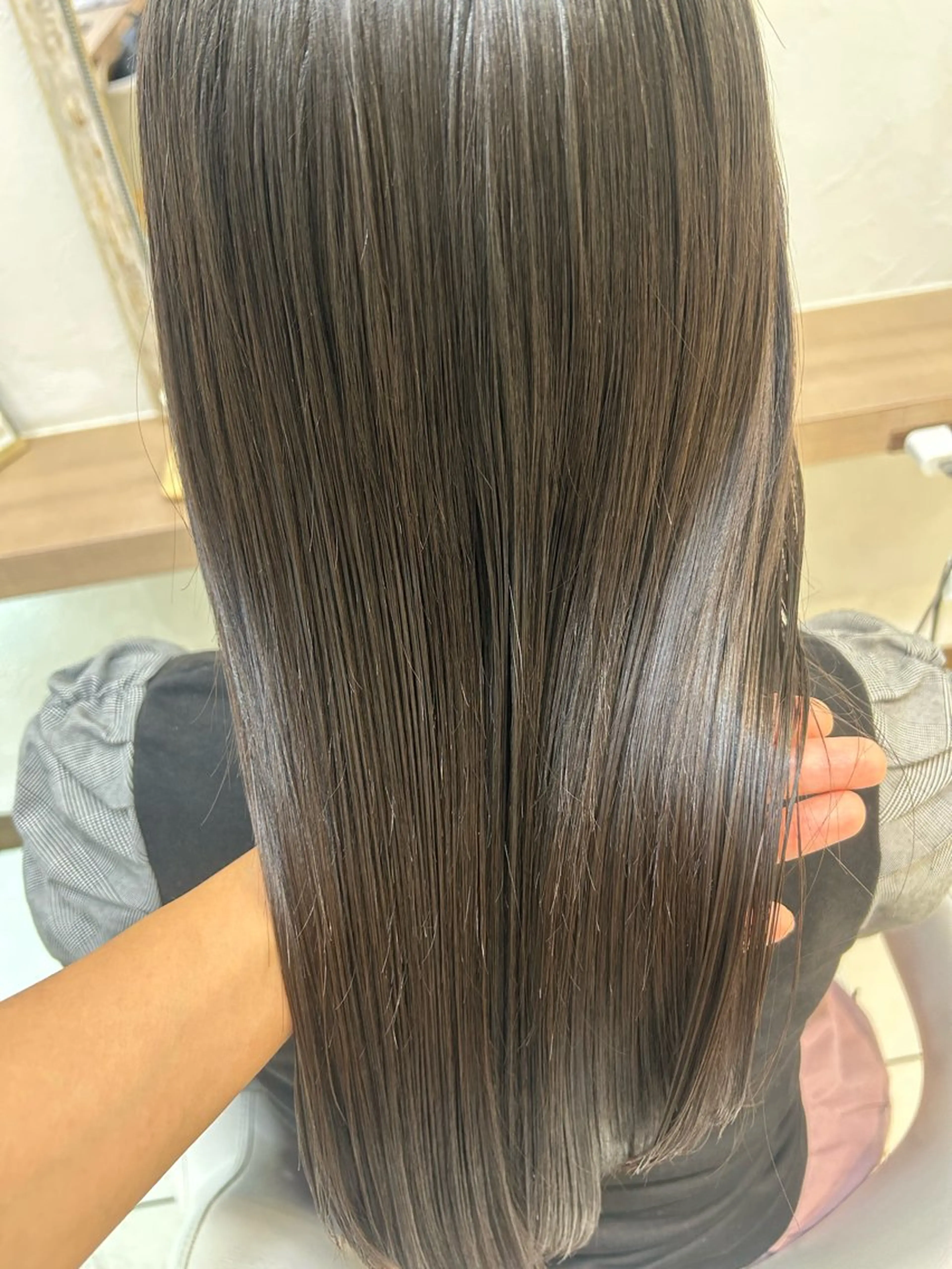 ロング パーマ カット 縮毛矯正 トリートメント 艶質改善/縮毛矯正 ササキナツミのヘアスタイル