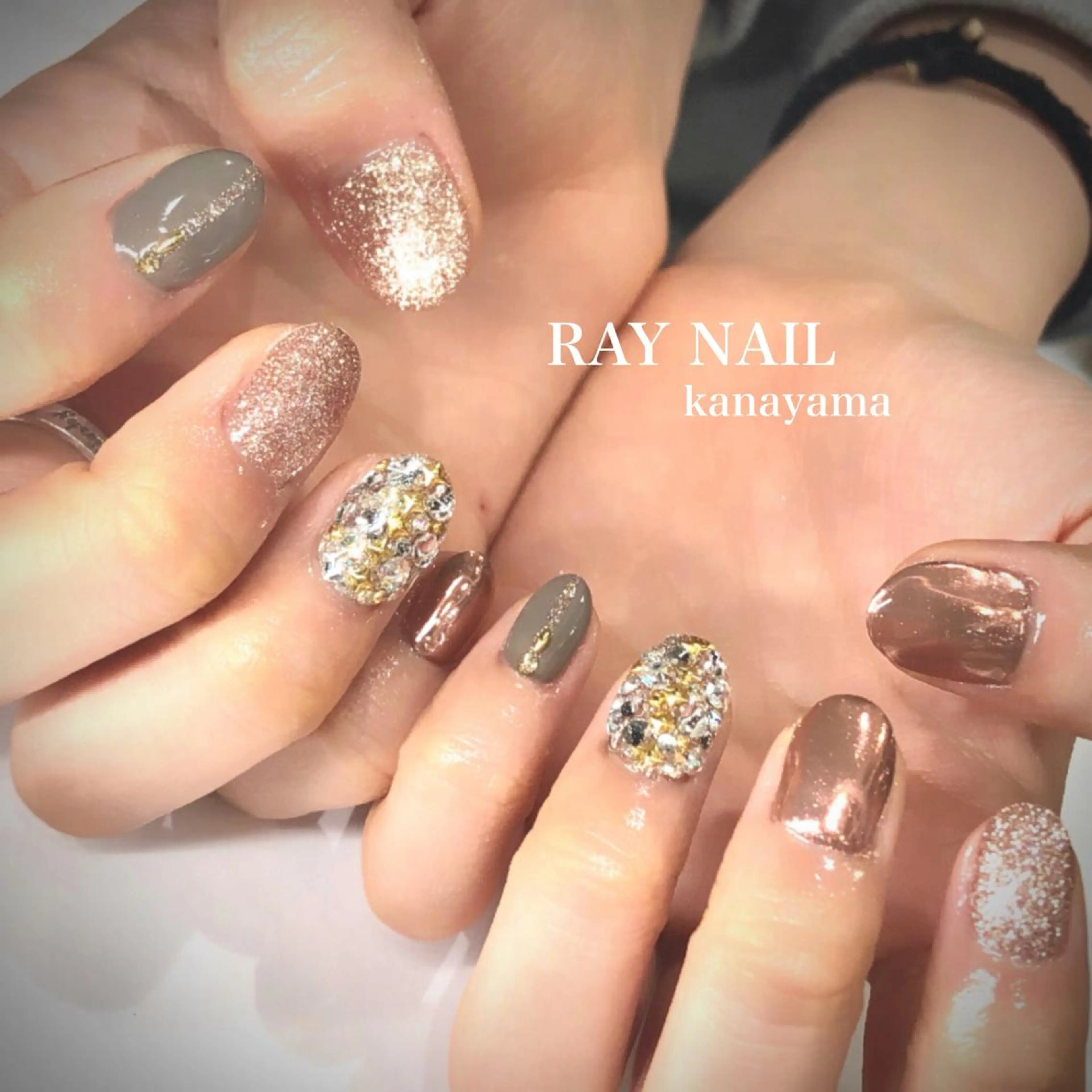 ネイル ミラーネイル Arowa 伊田のネイルデザイン