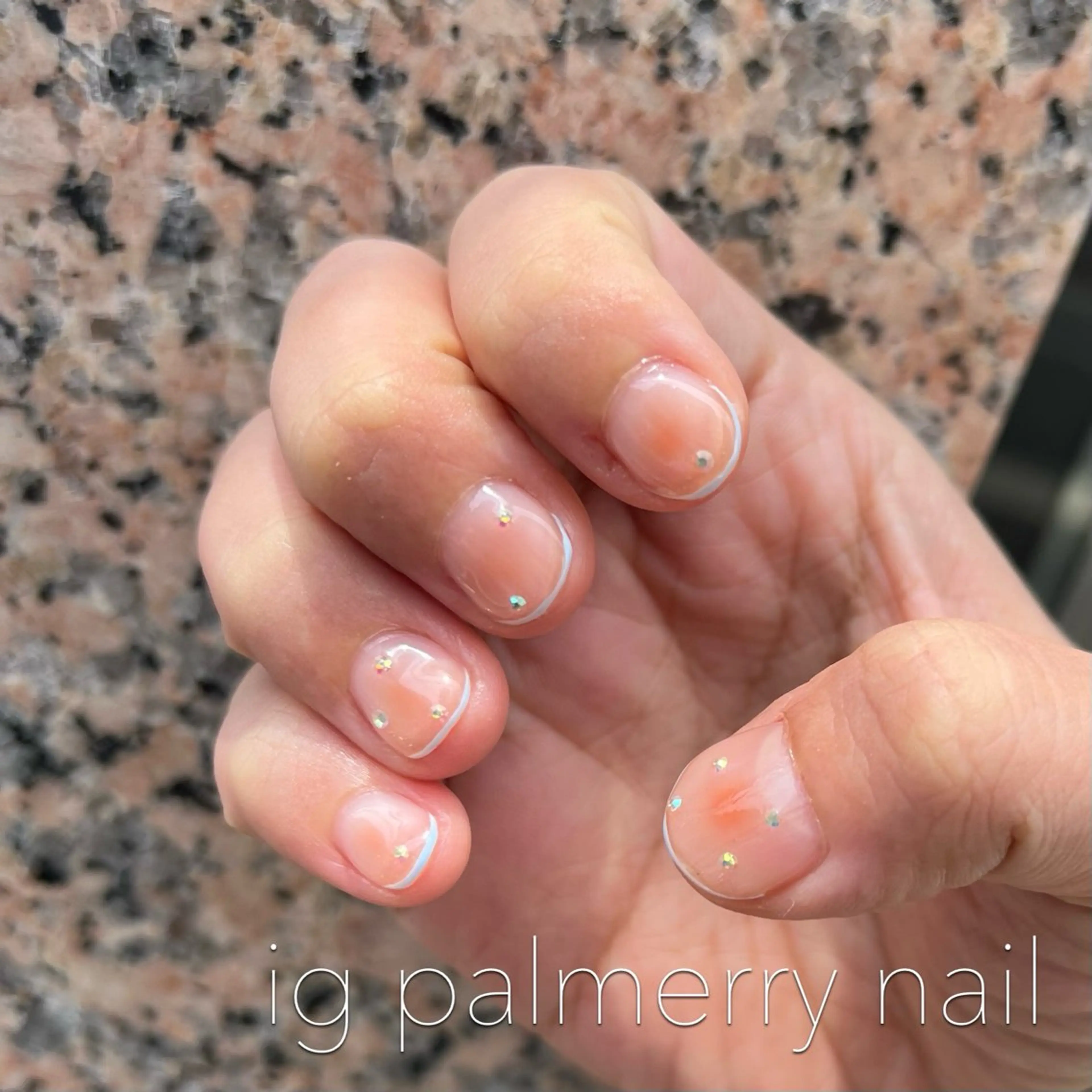 ネイル チークネイル フレンチネイル ショートネイル シンプルネイル palmerry nail所属・住吉 美香のネイルデザイン