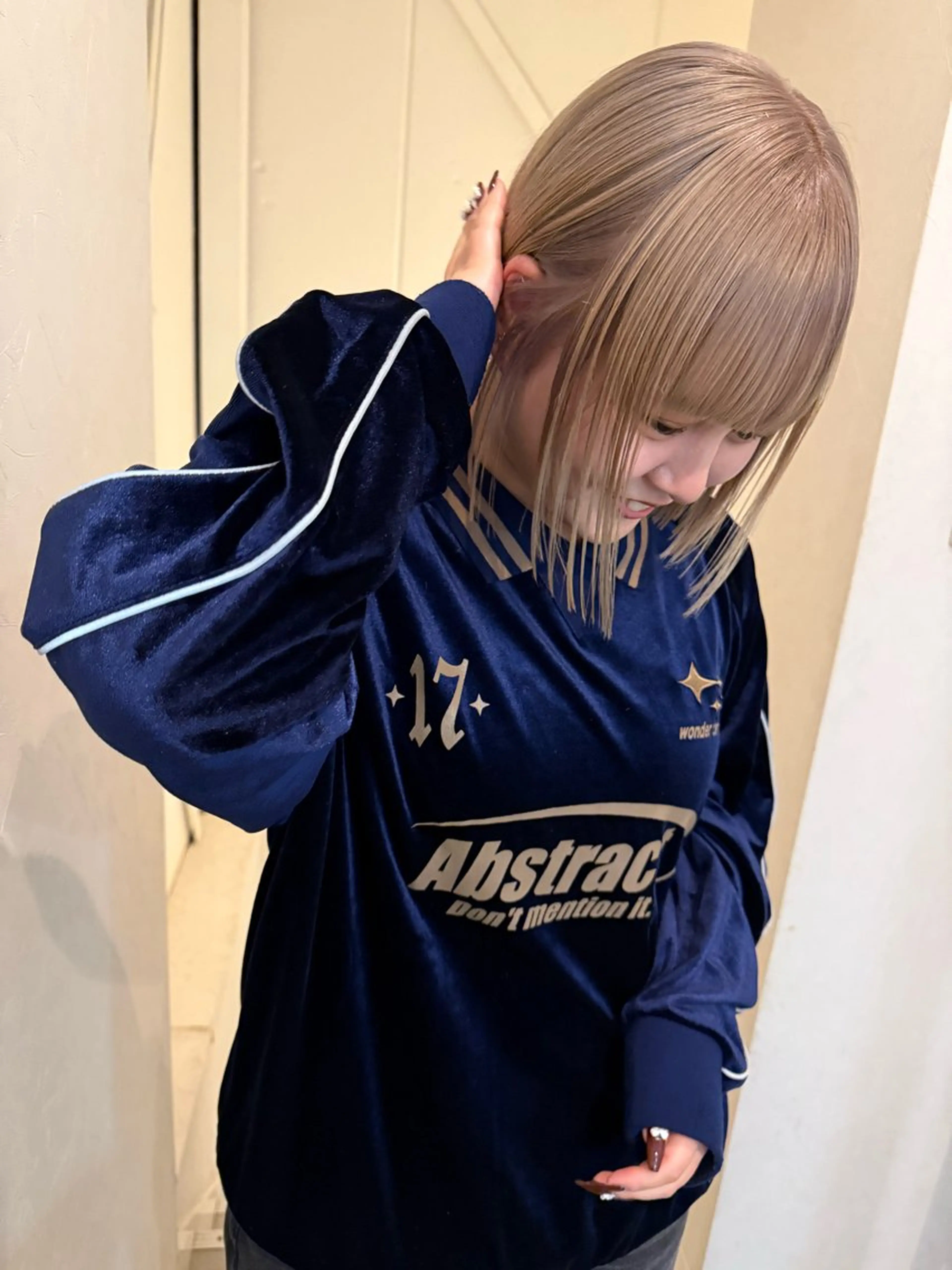 ショート カラー 切りっぱなしボブ ベージュカラー ホワイトベージュ ボブ カット ヘアカラー トリートメント 森貴裕/ベージュ/ パーマ/オリーブのヘアスタイル