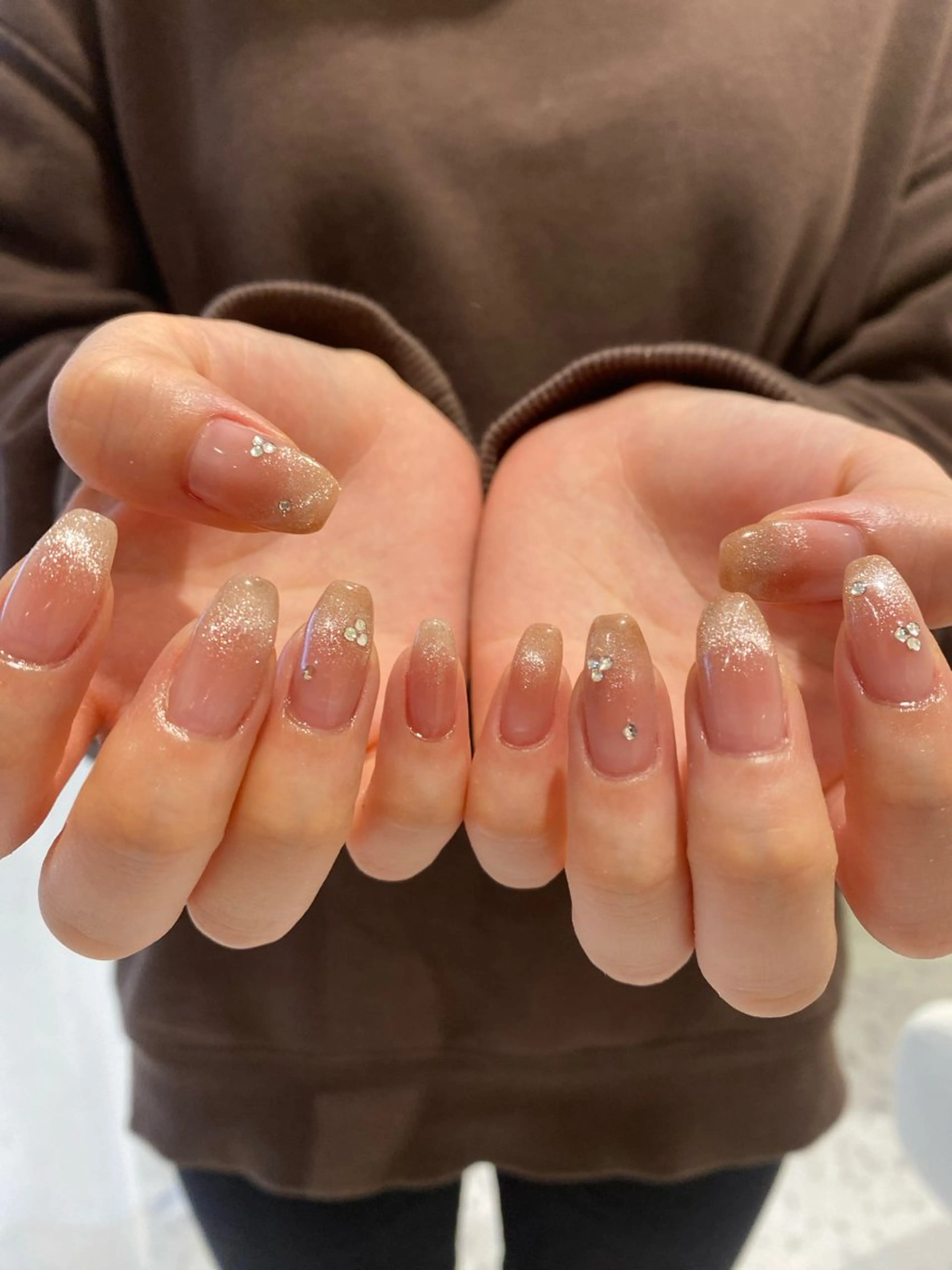 ネイル アートネイル チークネイル マグネットネイル earth甲府昭和店 西村香穂のネイルデザイン