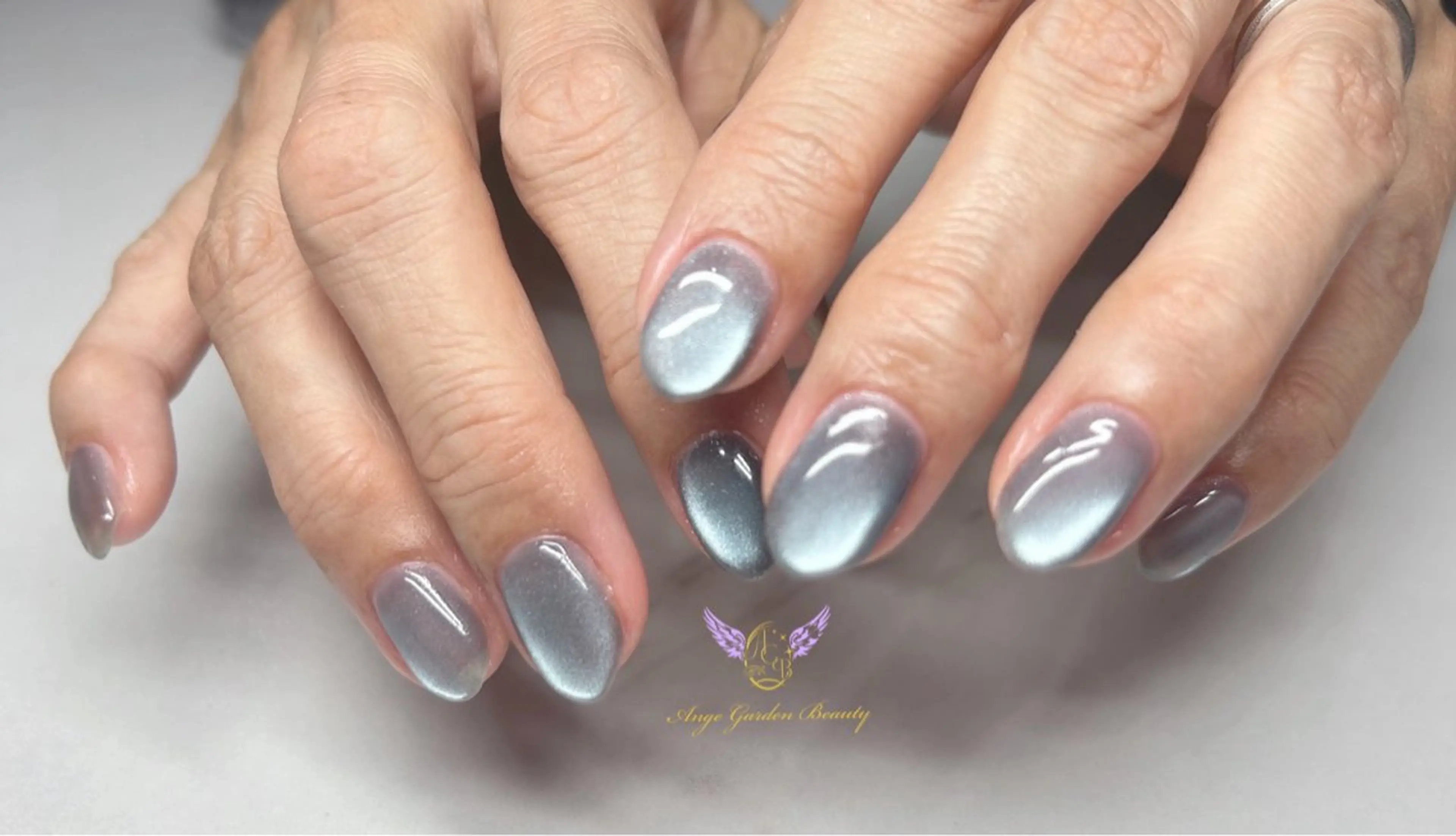 ネイル マグネットネイル AngeGarden Beautymihoのネイルデザイン