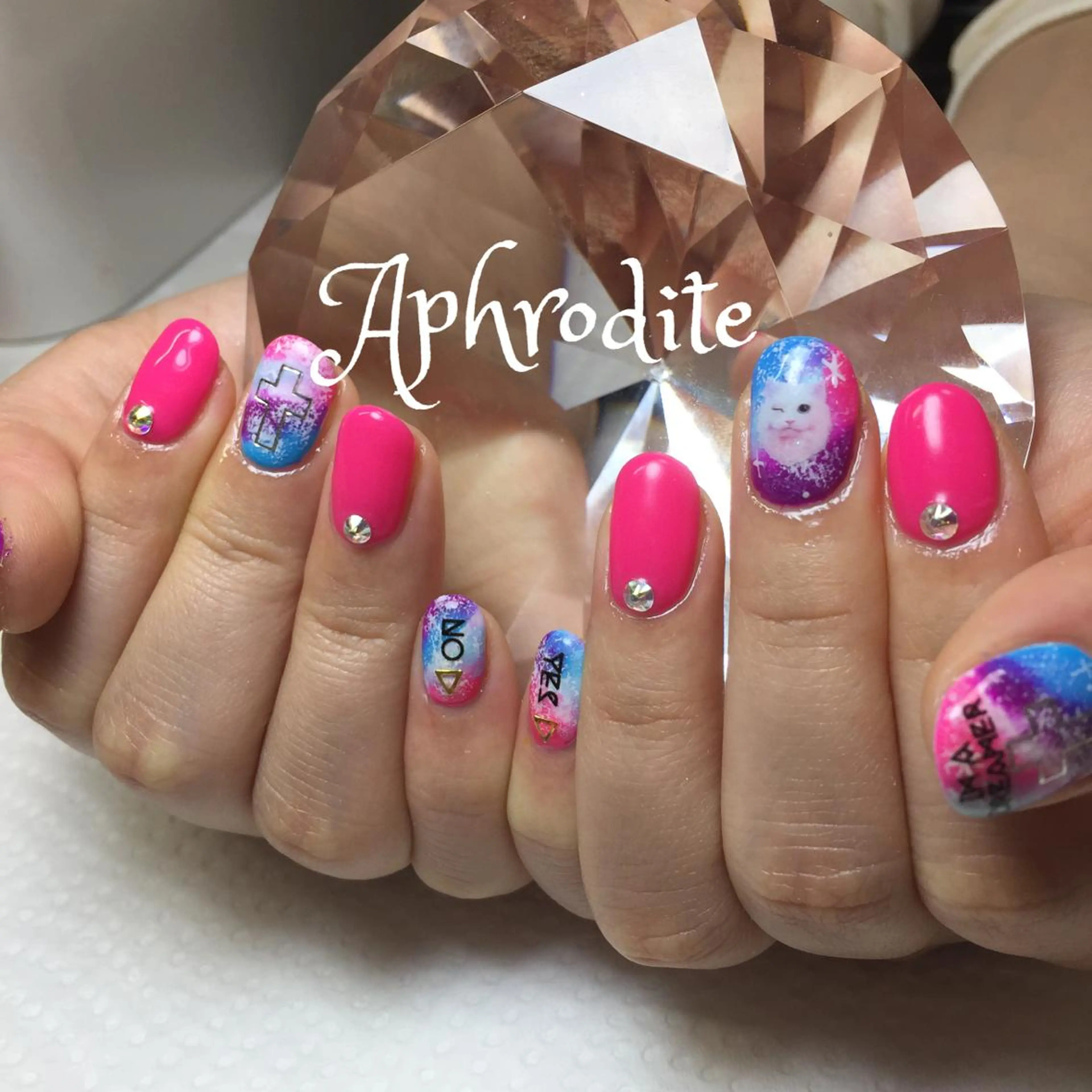 ネイル ジェルネイル Aphrodite パラジェル認定サロンのネイルデザイン