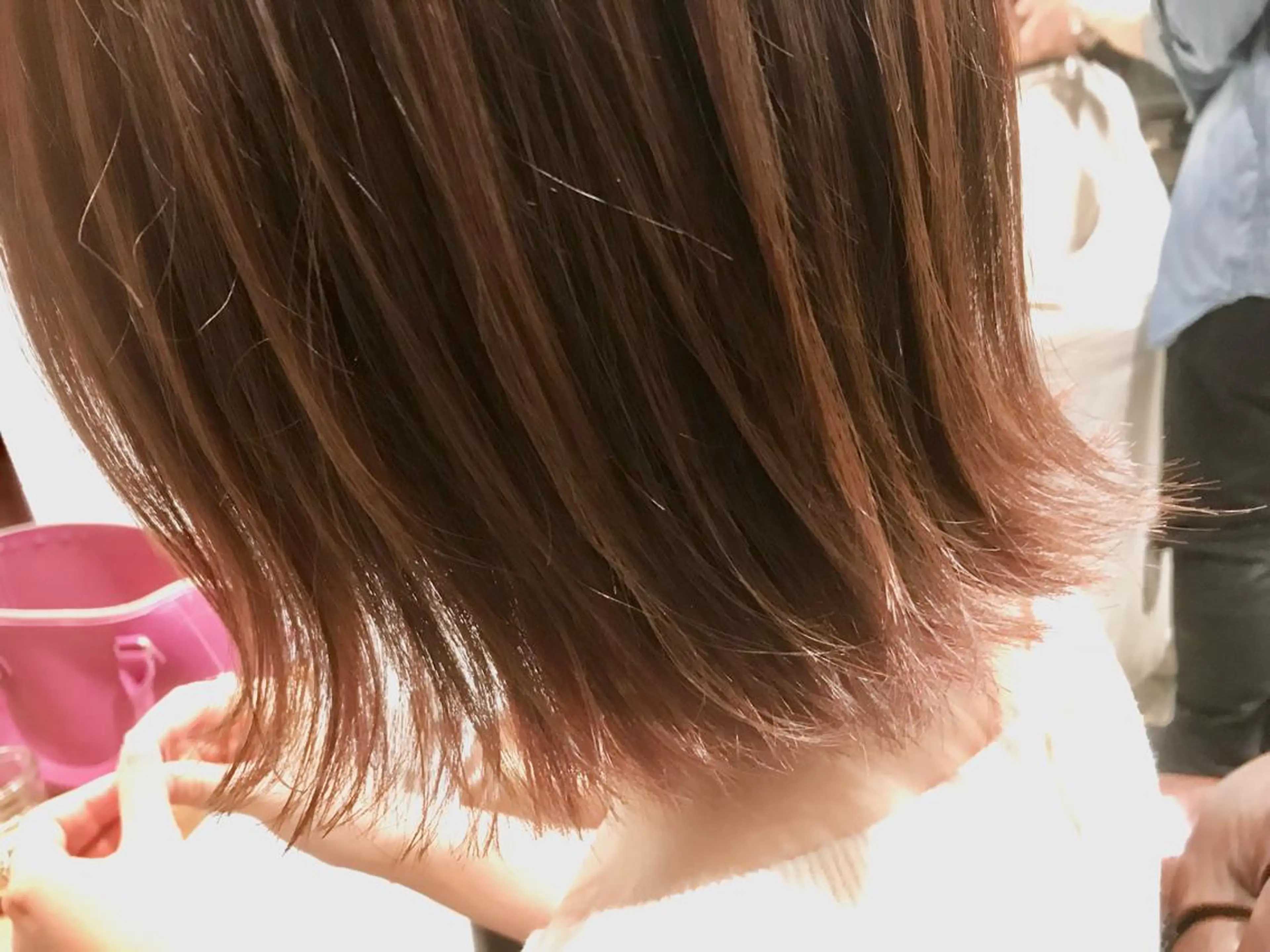 ショート カラー ボブ 外ハネヘア 竹嶌 健吾のヘアスタイル