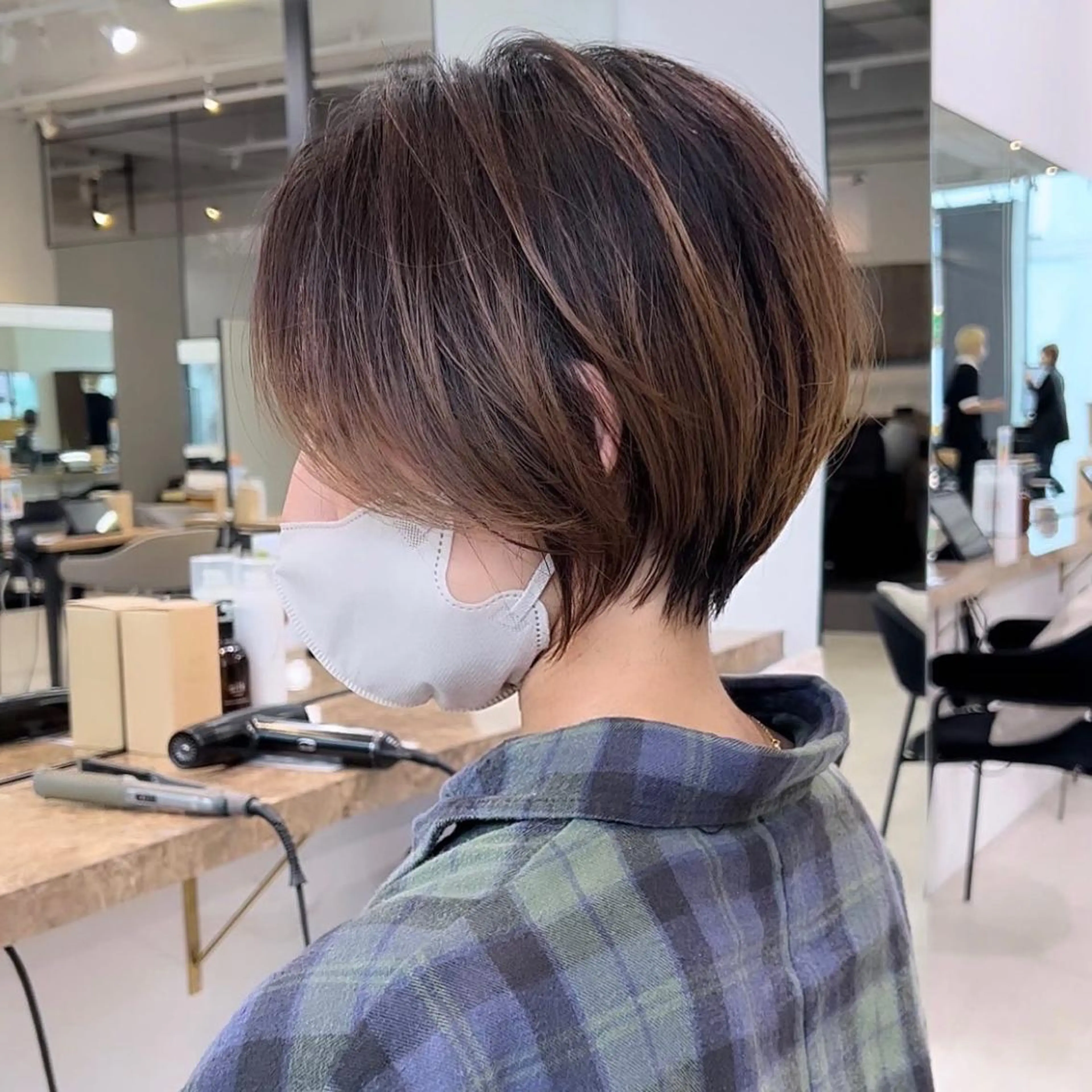 ショート 【限定価格✨ ✂️】岩田真宏のヘアスタイル