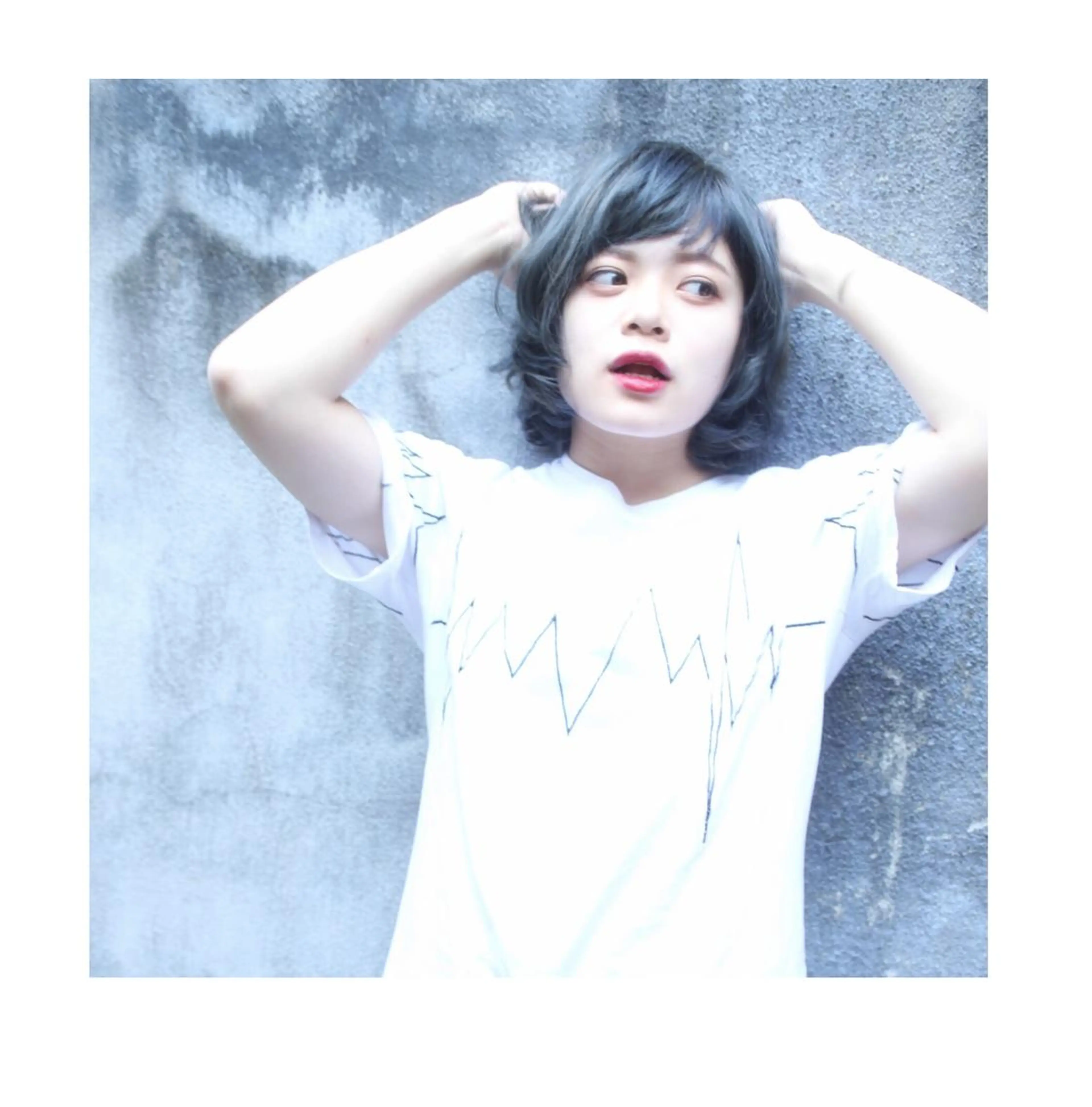 ショート カラー vato マンツーマンサロンのヘアスタイル