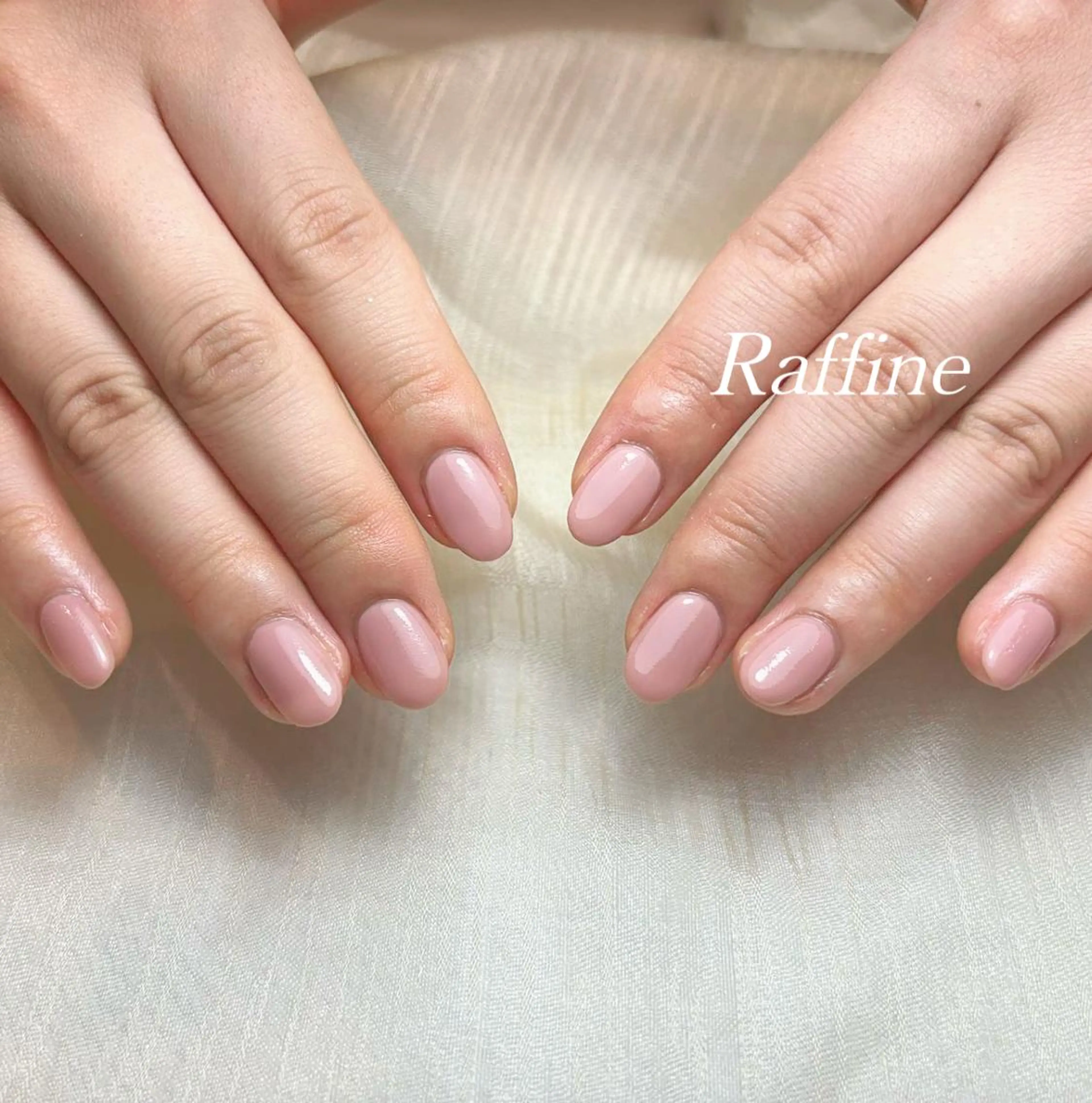 ネイル RAFFINE 月🦋🩵のネイルデザイン