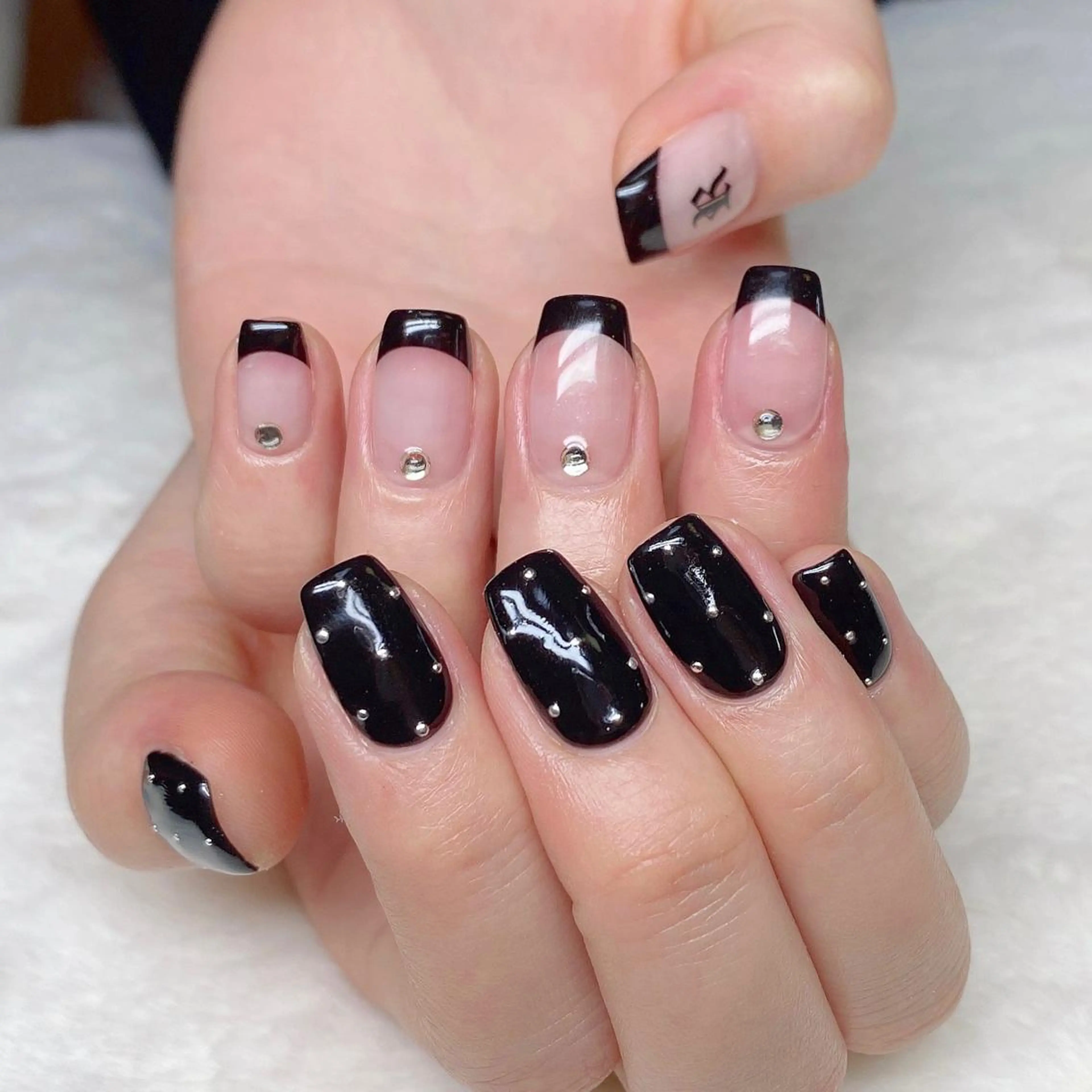 ネイル ハンドネイル ハンドケア ナユキNA.YUKI 池袋店のネイルデザイン