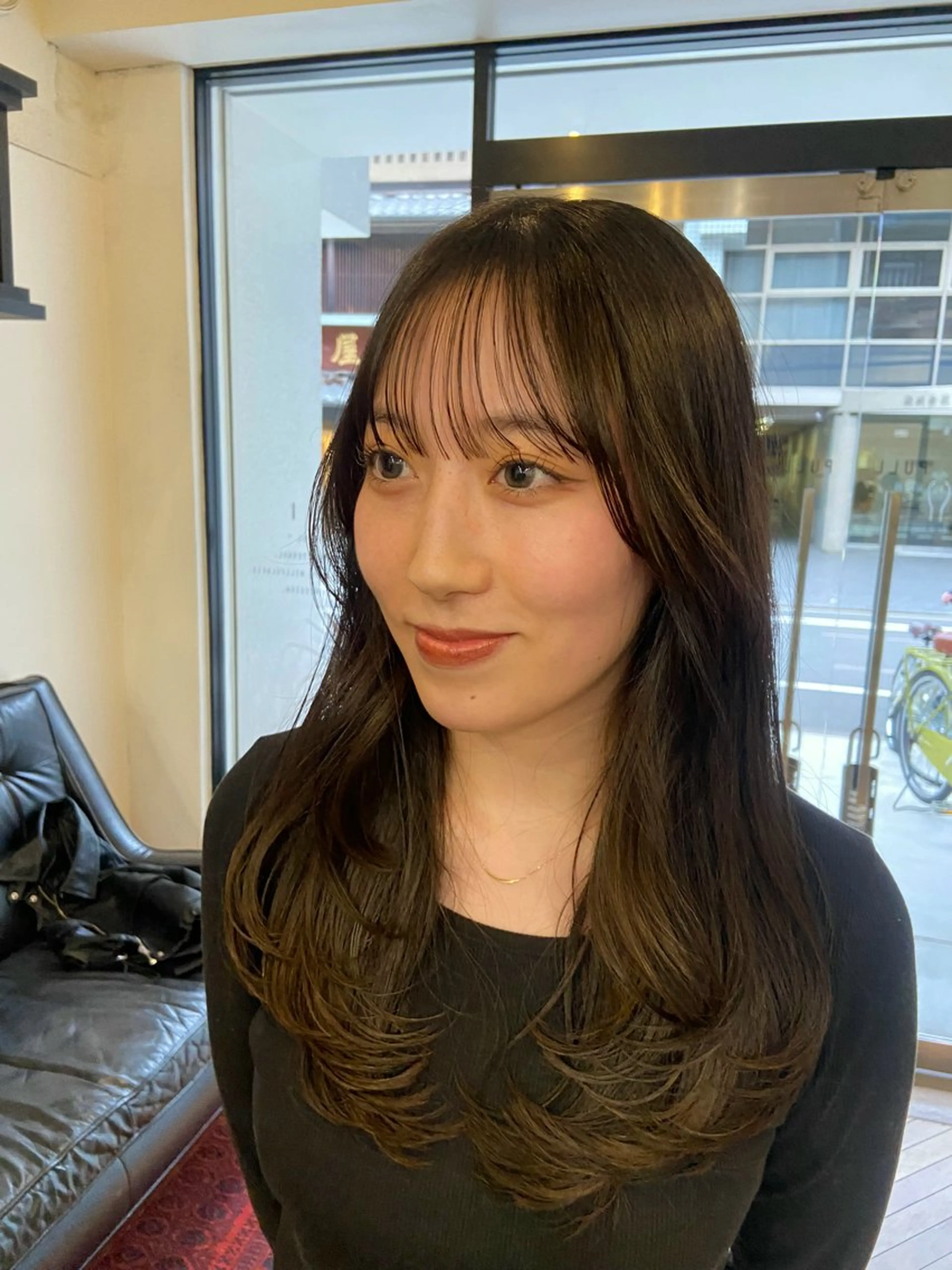 ロング 顔周りカット オバタ コトのヘアスタイル