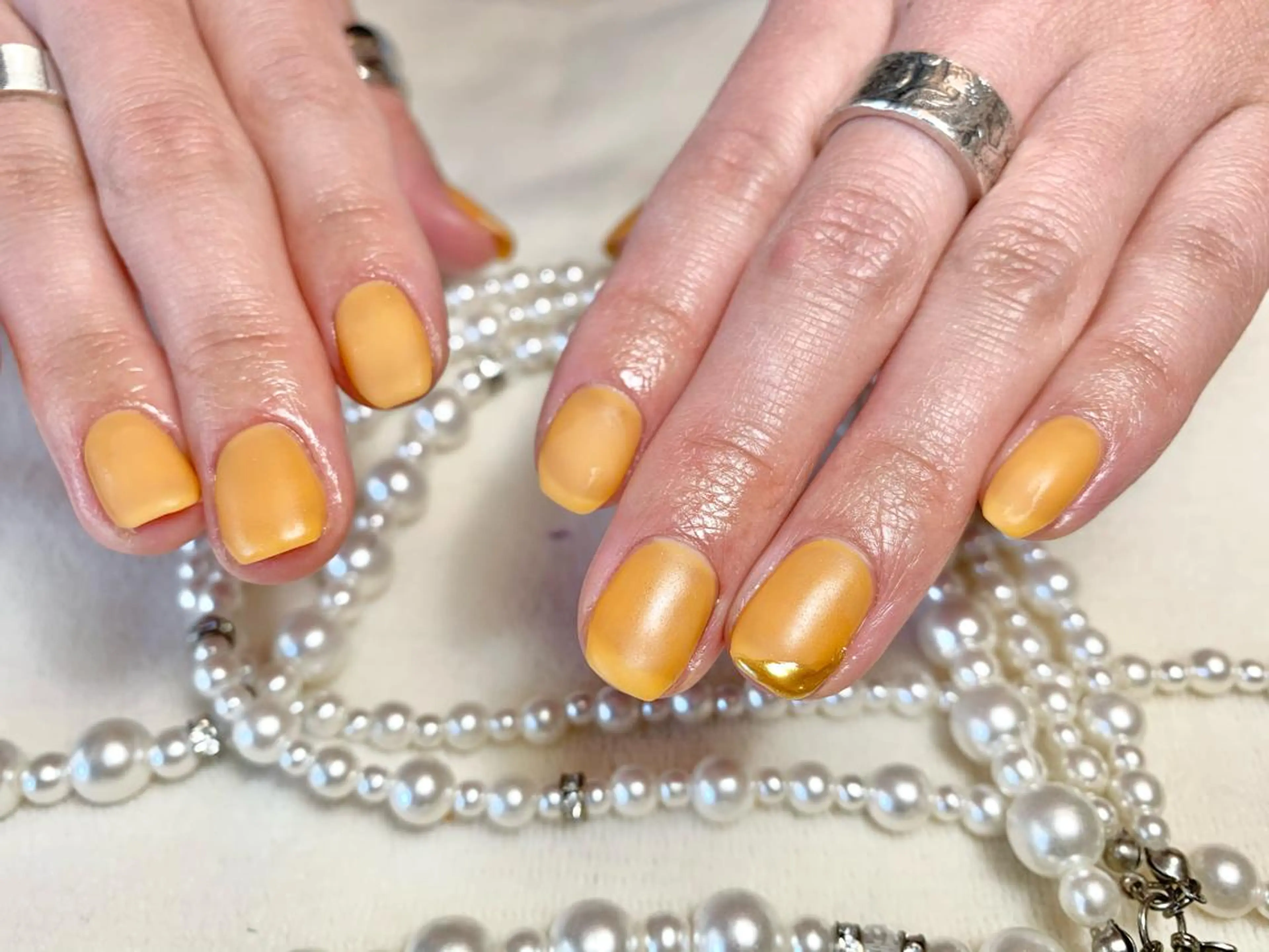 ネイル マットネイル ミラーネイル ハンドネイル 手塚 里奈のネイルデザイン