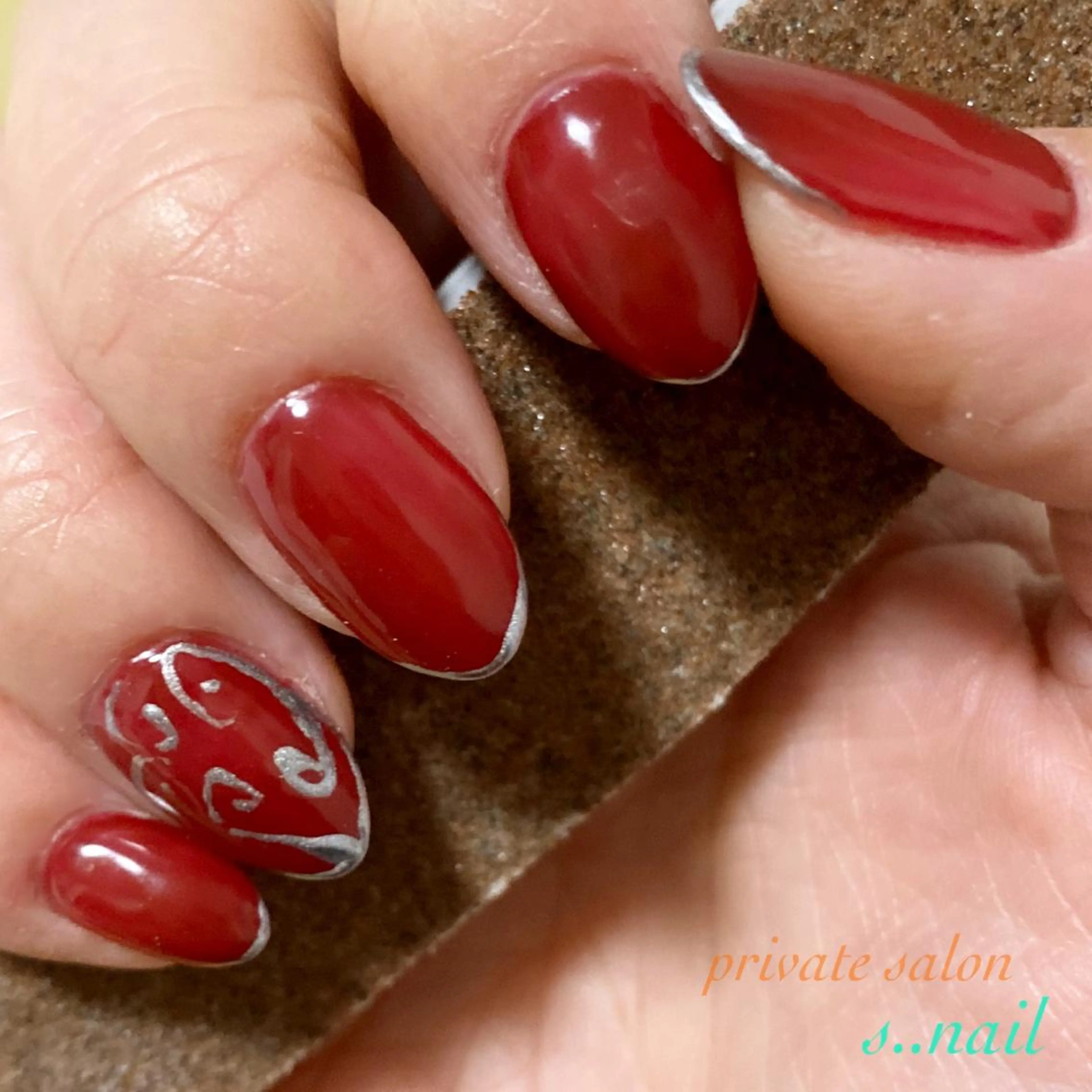 ネイル ボルドー ワンカラーネイル シルバー 冬ネイル クリスマス s..nail / MORITAのネイルデザイン