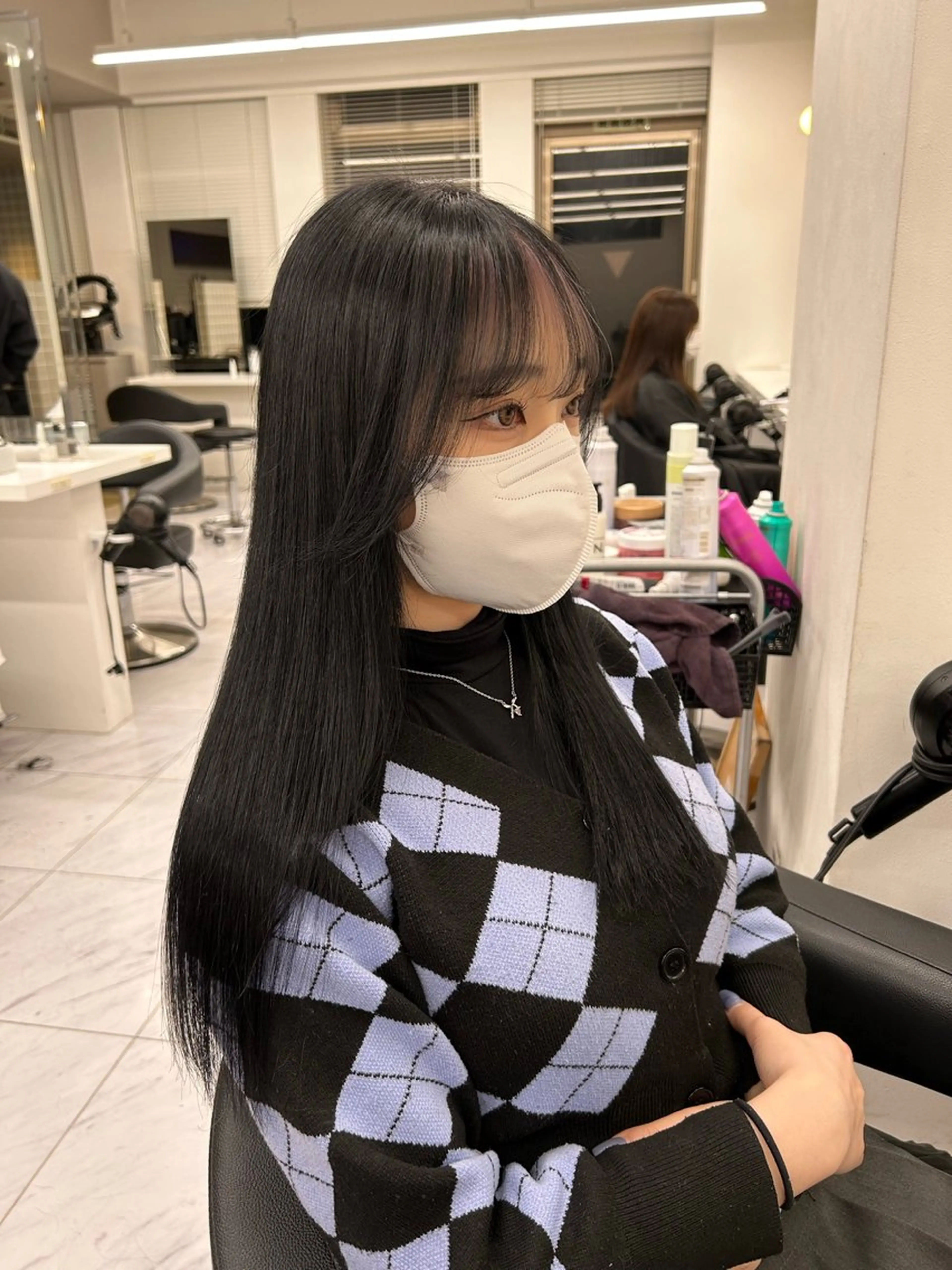 セミロング カラー デザインカラー インナーカラー 表参道ハッシュカット レイヤー/リノンのヘアスタイル