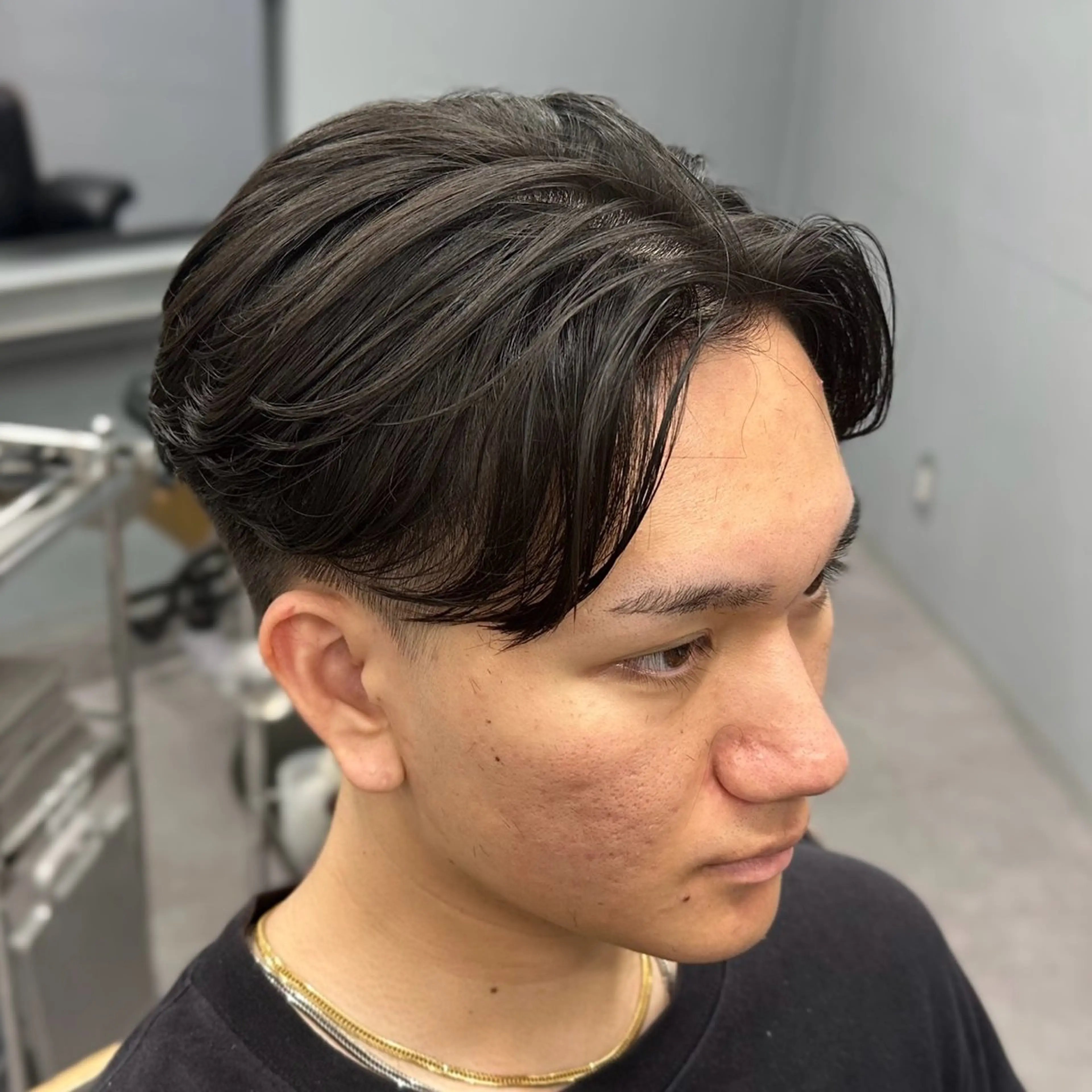 ショート メンズ メンズブリーチ センターパート フェードカット メンズパーマ スペインカール カット パーマ I-CON  #blue MEN'S所属・池袋/カラー/パーマ NATSUのヘアスタイル