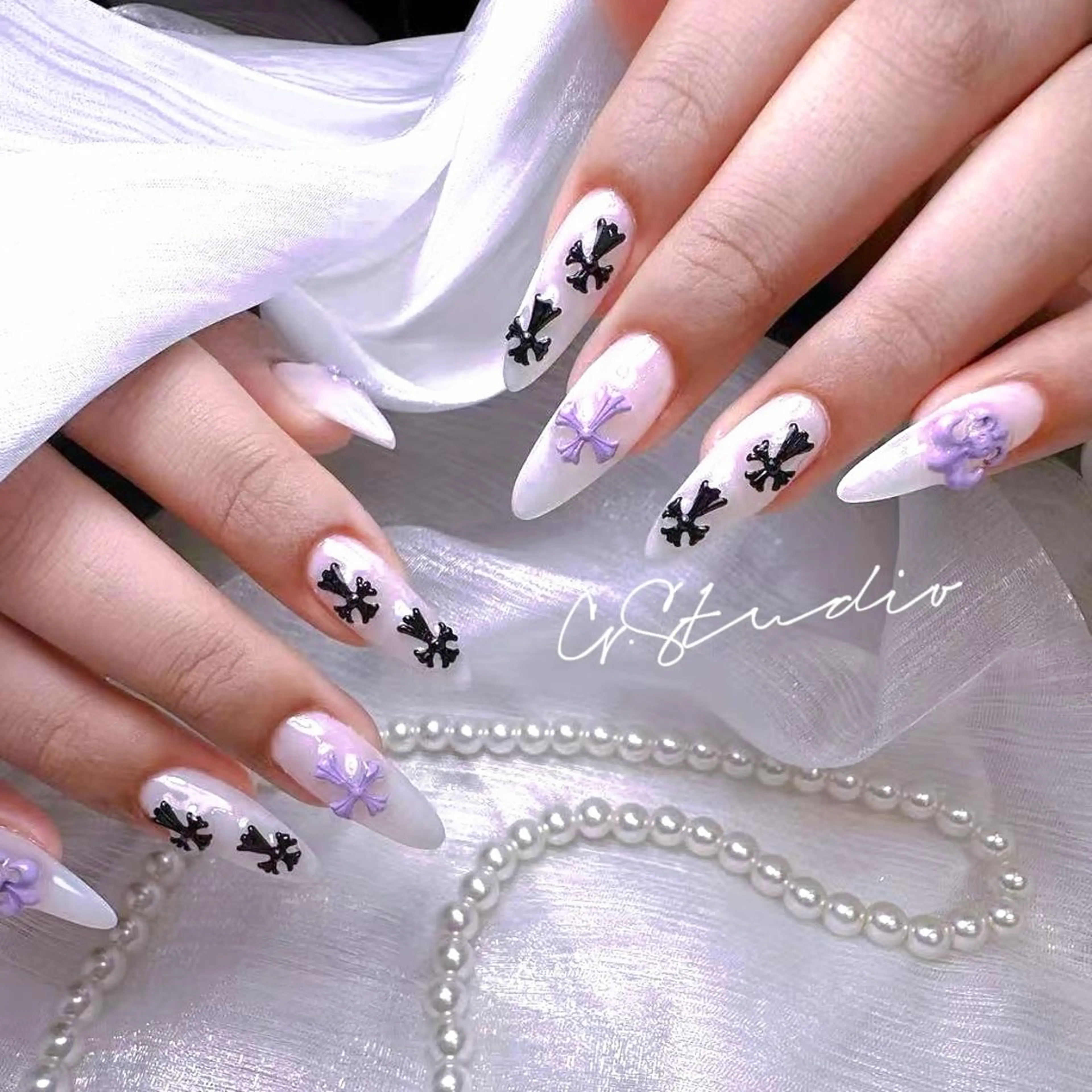 ネイル ハンドネイル ハンドケア G. 長さ出し専門店のネイルデザイン