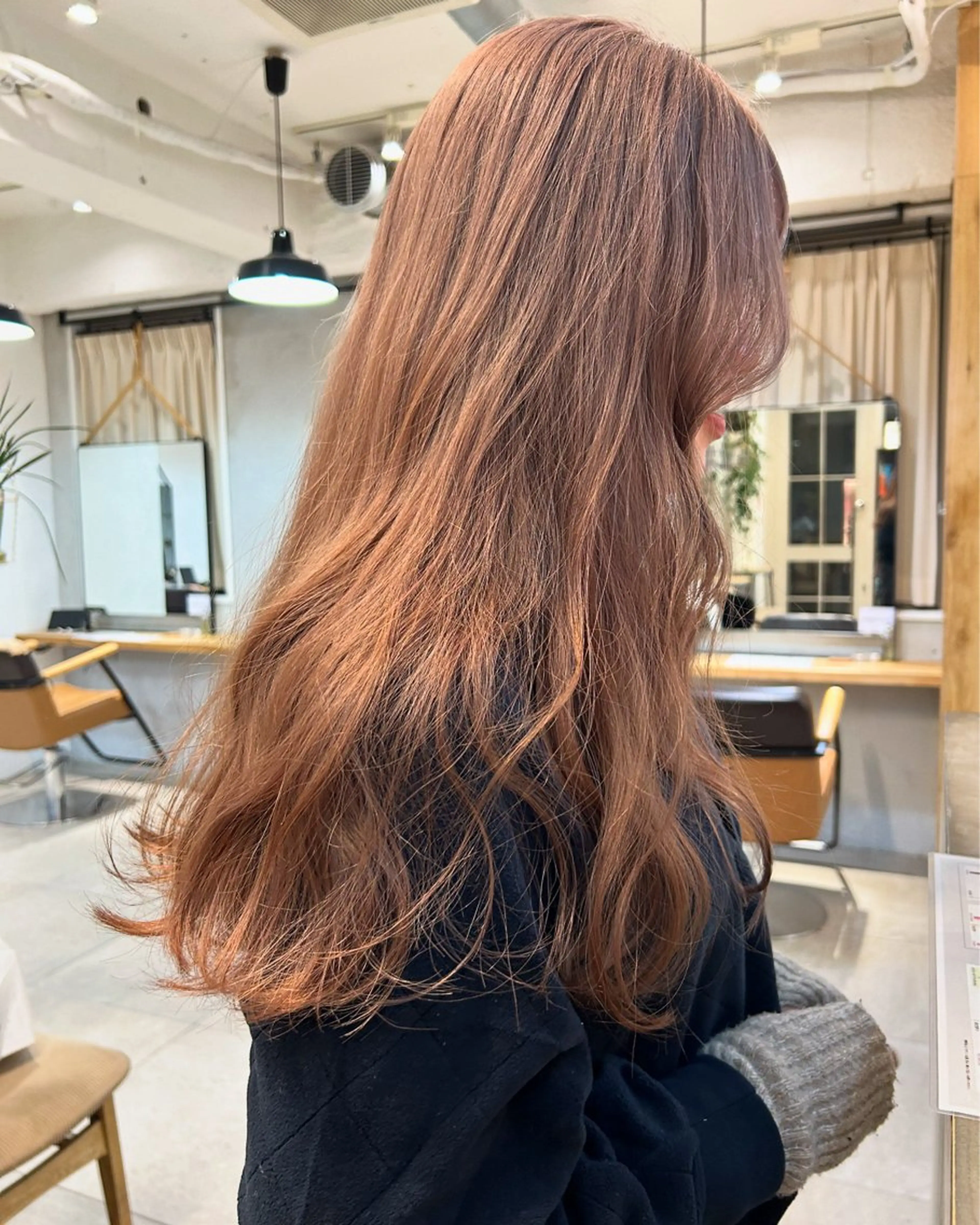 セミロング カラー ヘアカラー トリートメント じゅわっと暖色カラー 🍊Moemiのヘアスタイル