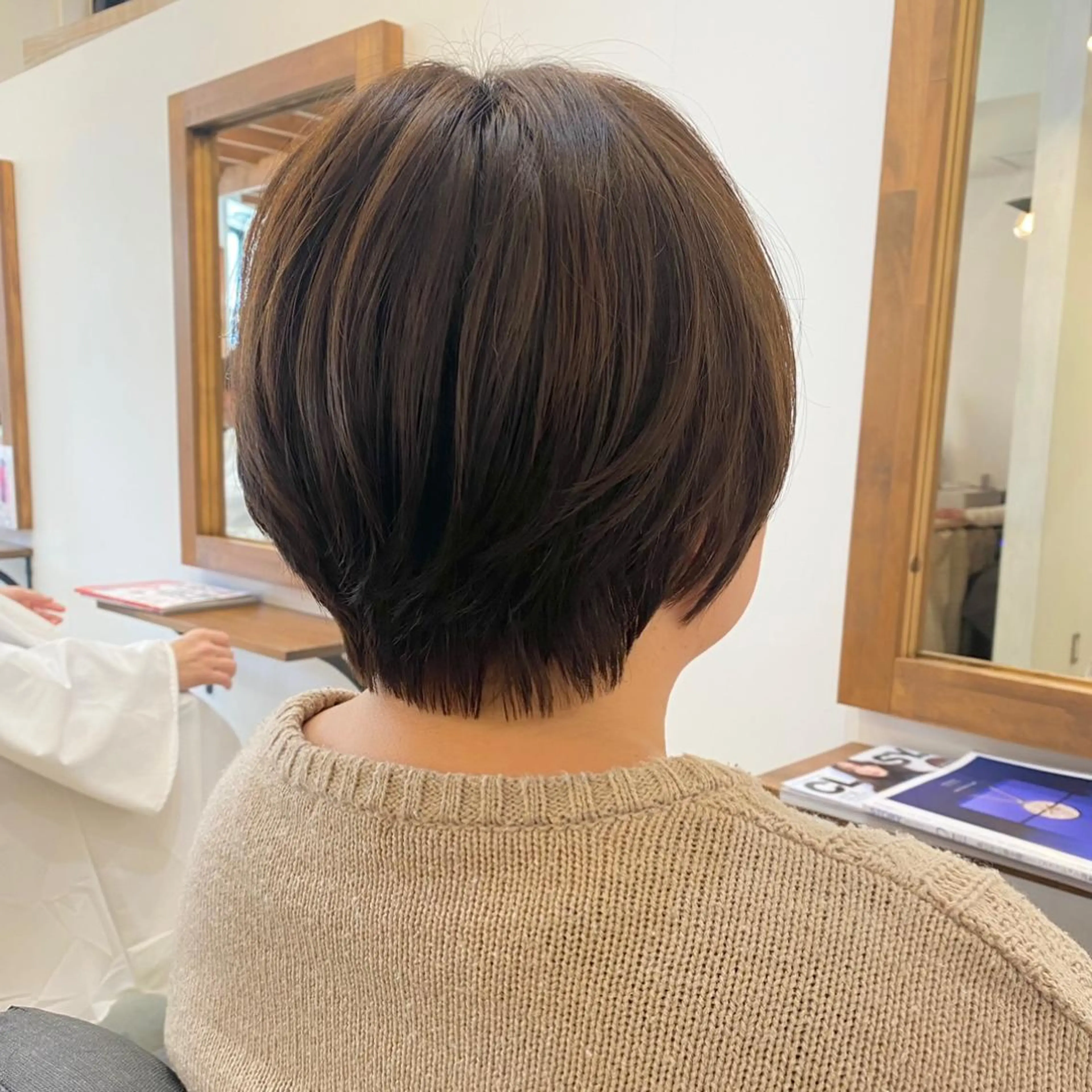ショート カット 丸岡 美穂のヘアスタイル