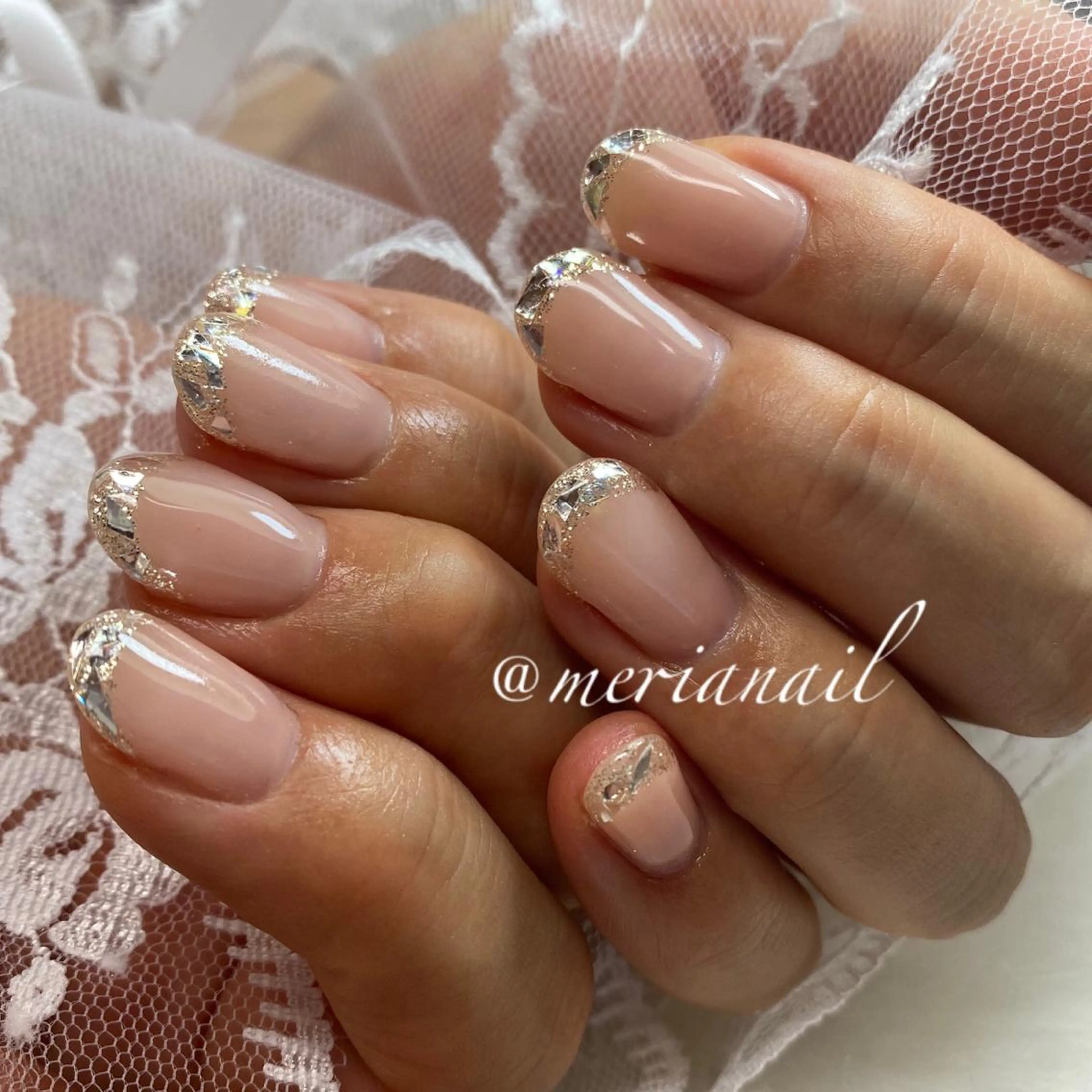 ミディアム カラー メンズ ネイル アイブロウ メンズアイブロウ フレンチネイル ガラスフレンチ メンズネイル ハンドネイル INFINITY所属・INFINITY nailのネイルデザイン