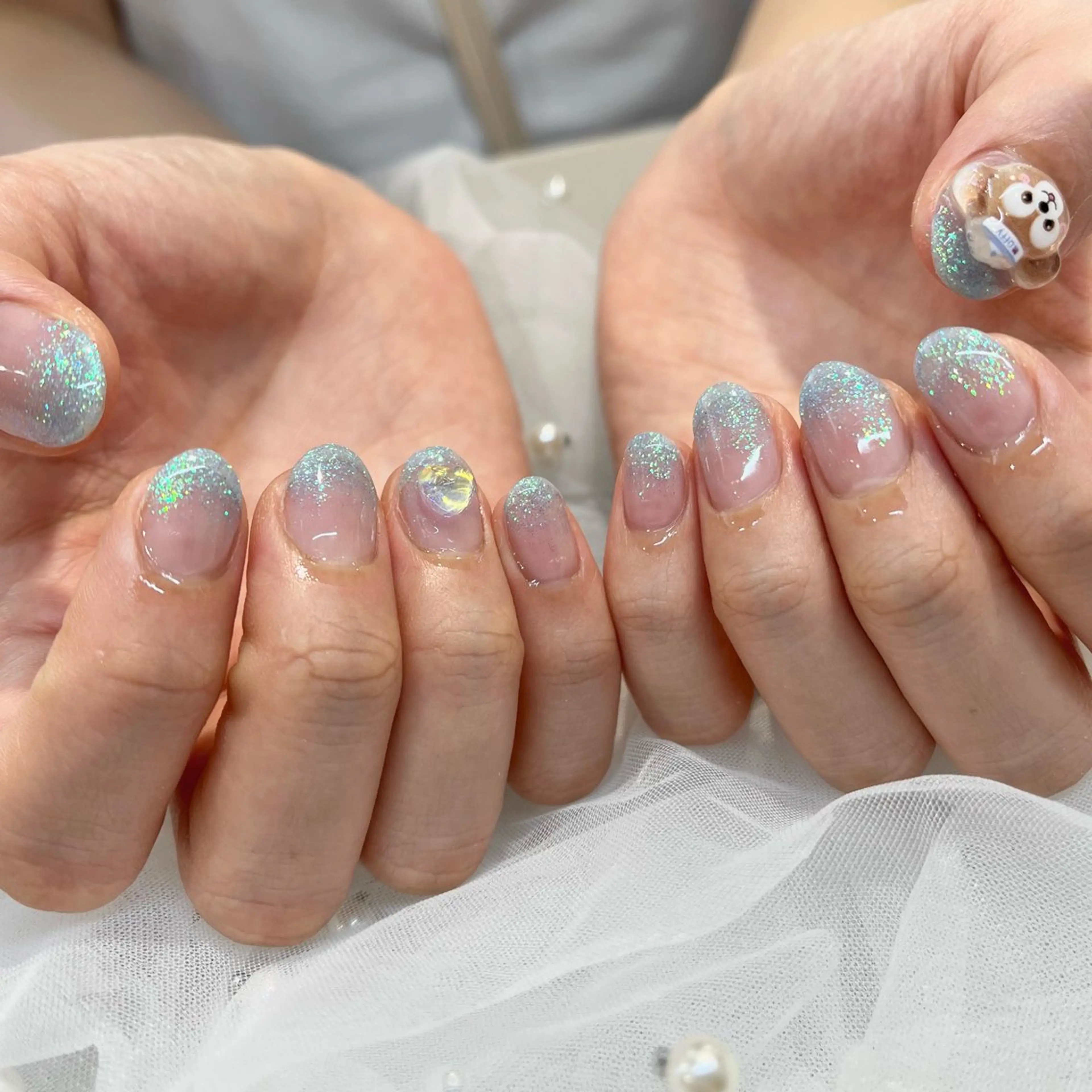 ネイル ハンドネイル 内田 里穂のネイルデザイン