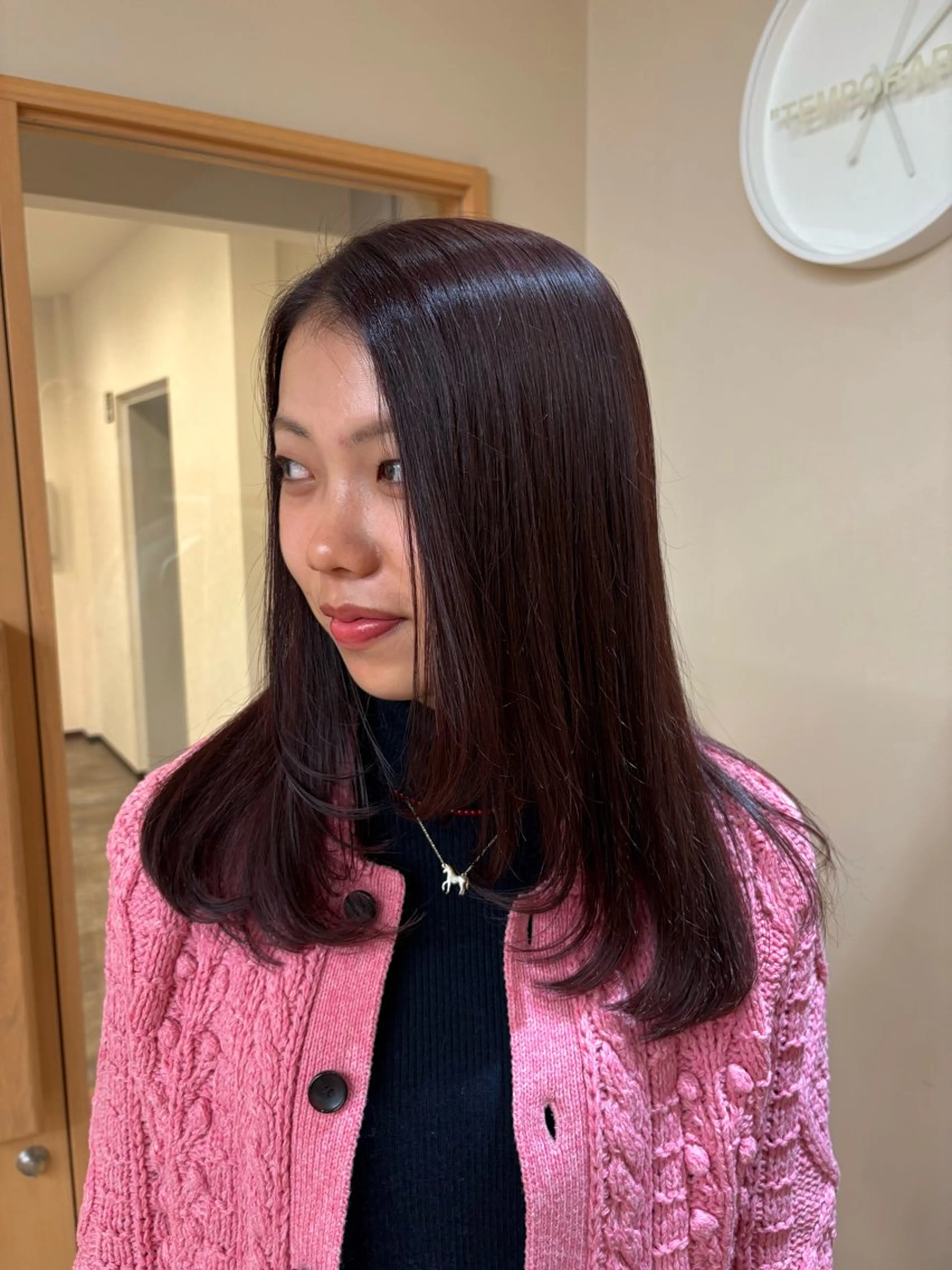 ロング レイヤーカット カット ヘアカラー トリートメント 暖色＊ベージュ ＊くらたあやかのヘアスタイル