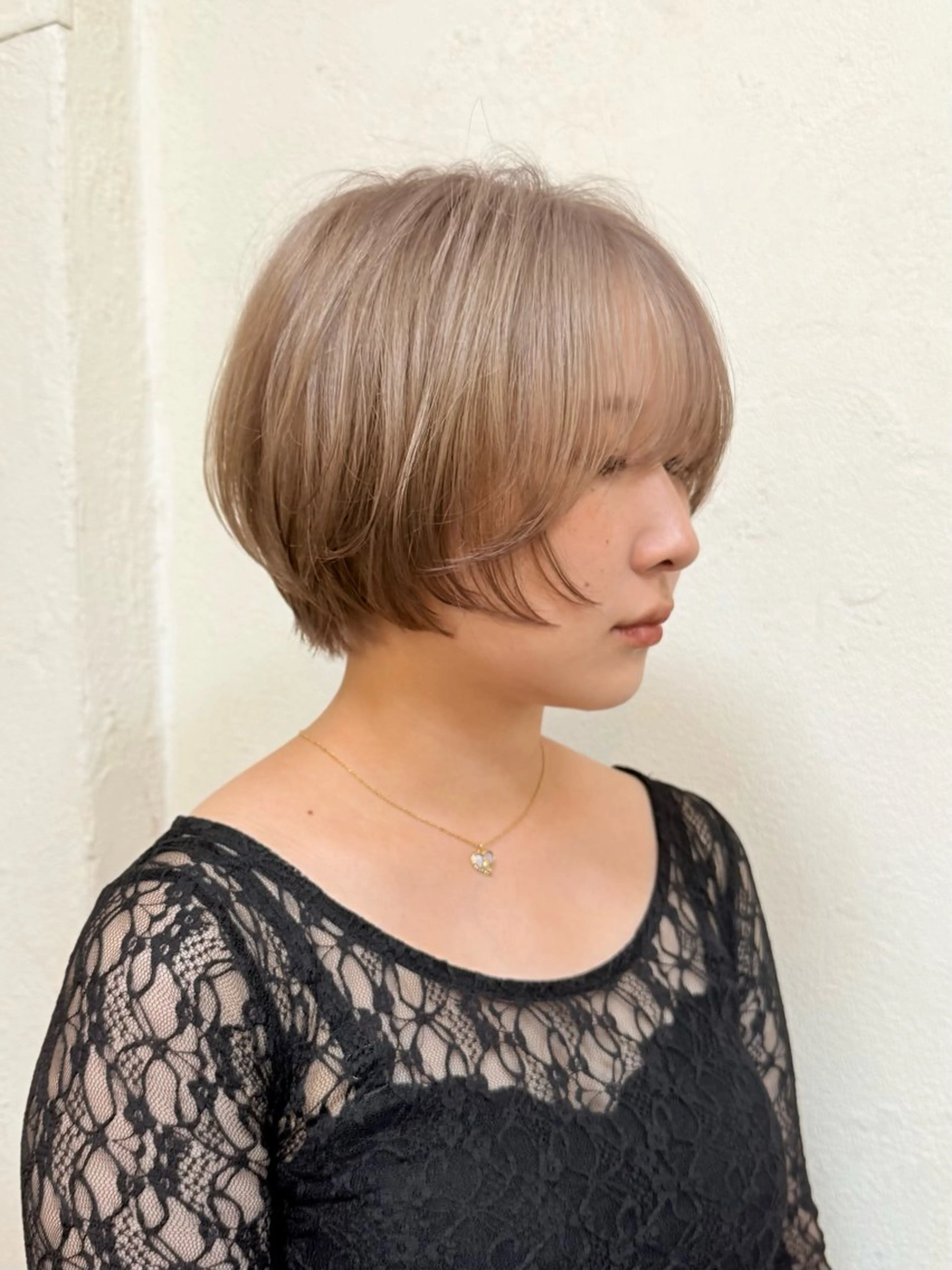 ショート カラー うる艶カラー× ハイトーン/miuのヘアスタイル