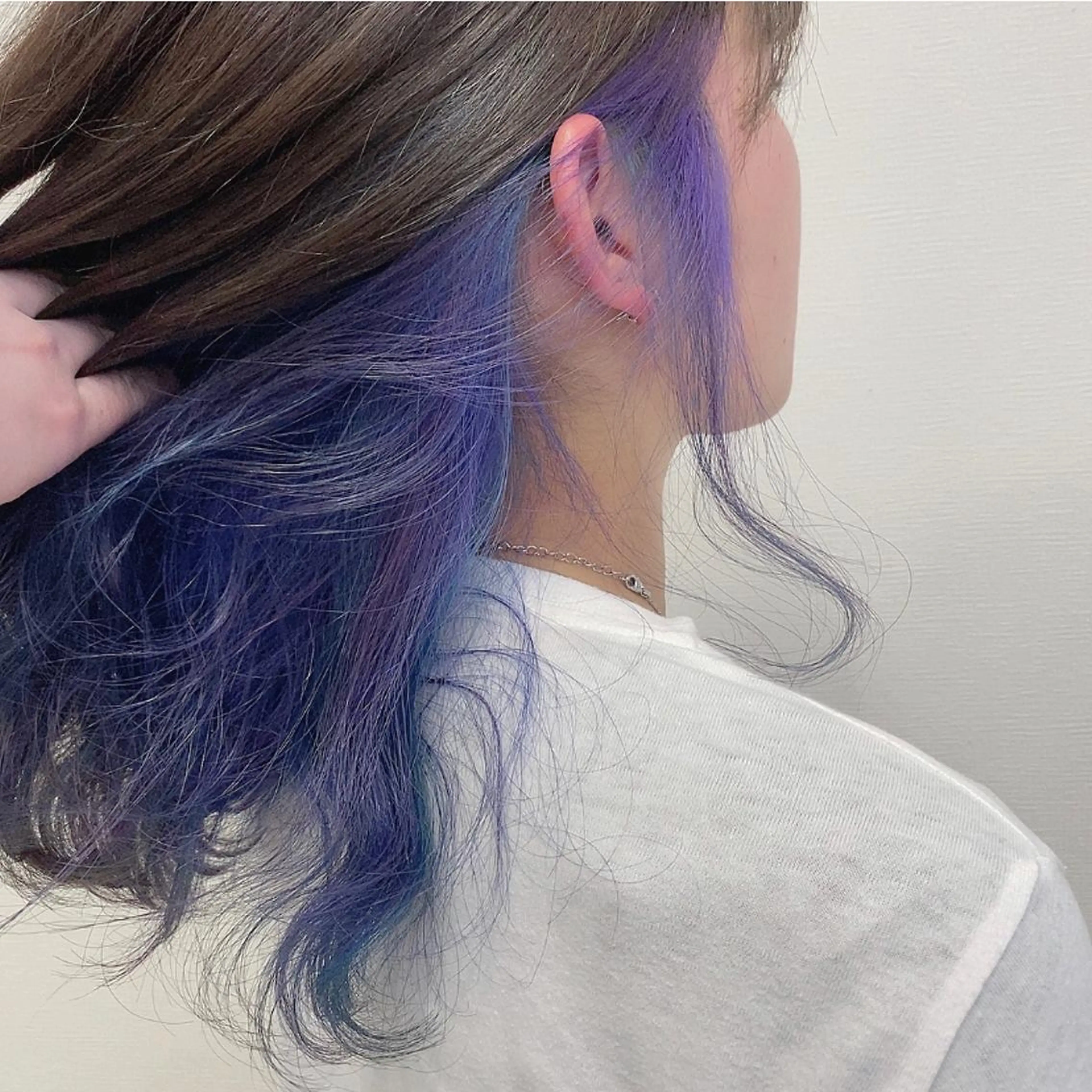 セミロング カラー ヘアアレンジ カット ヘアカラー トリートメント ヘアセット 韓国レイヤーカット/ 儚げカラーチナツのヘアスタイル