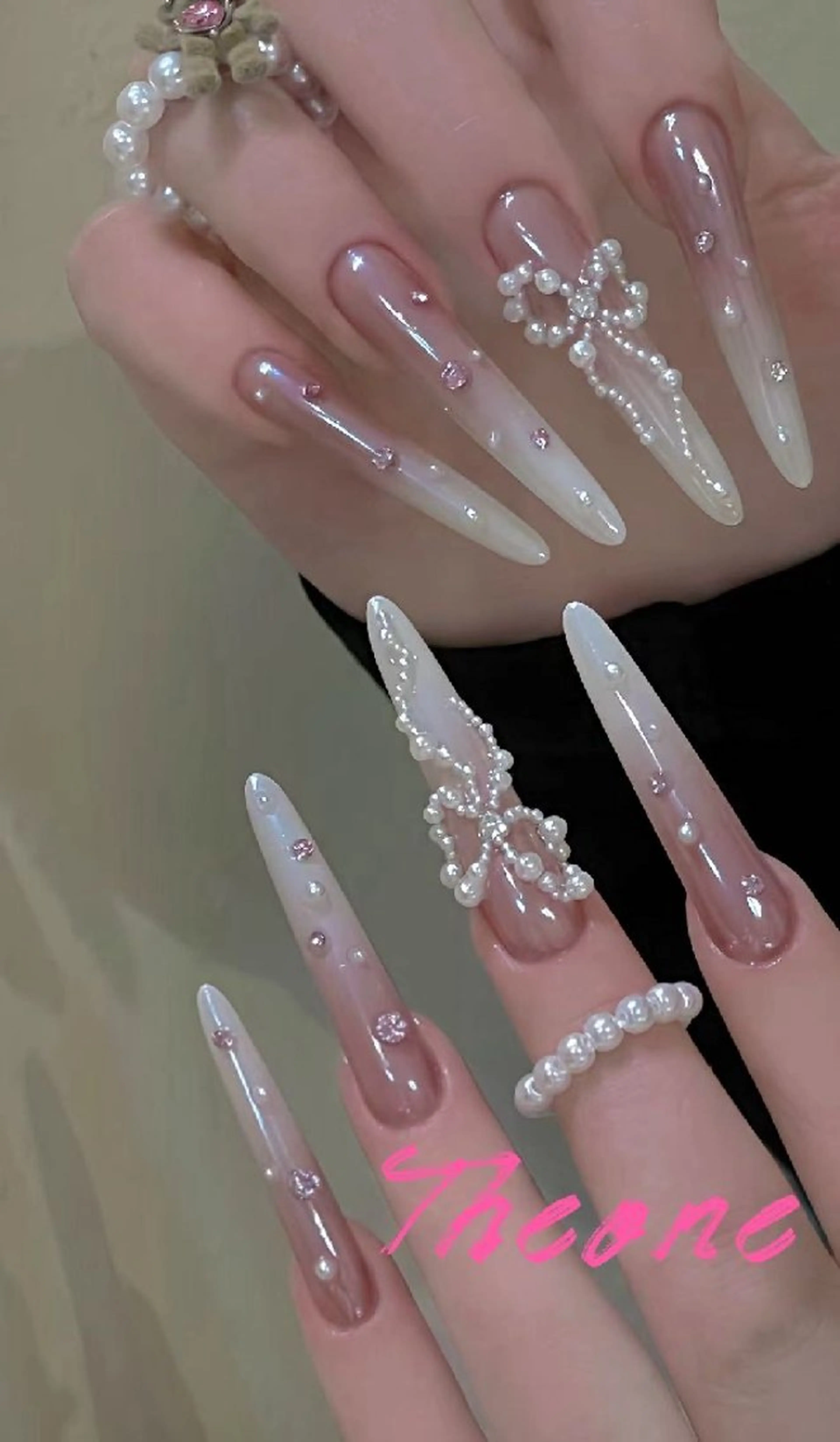 ネイル 長さ出し ハンドネイル The Oneのネイルデザイン