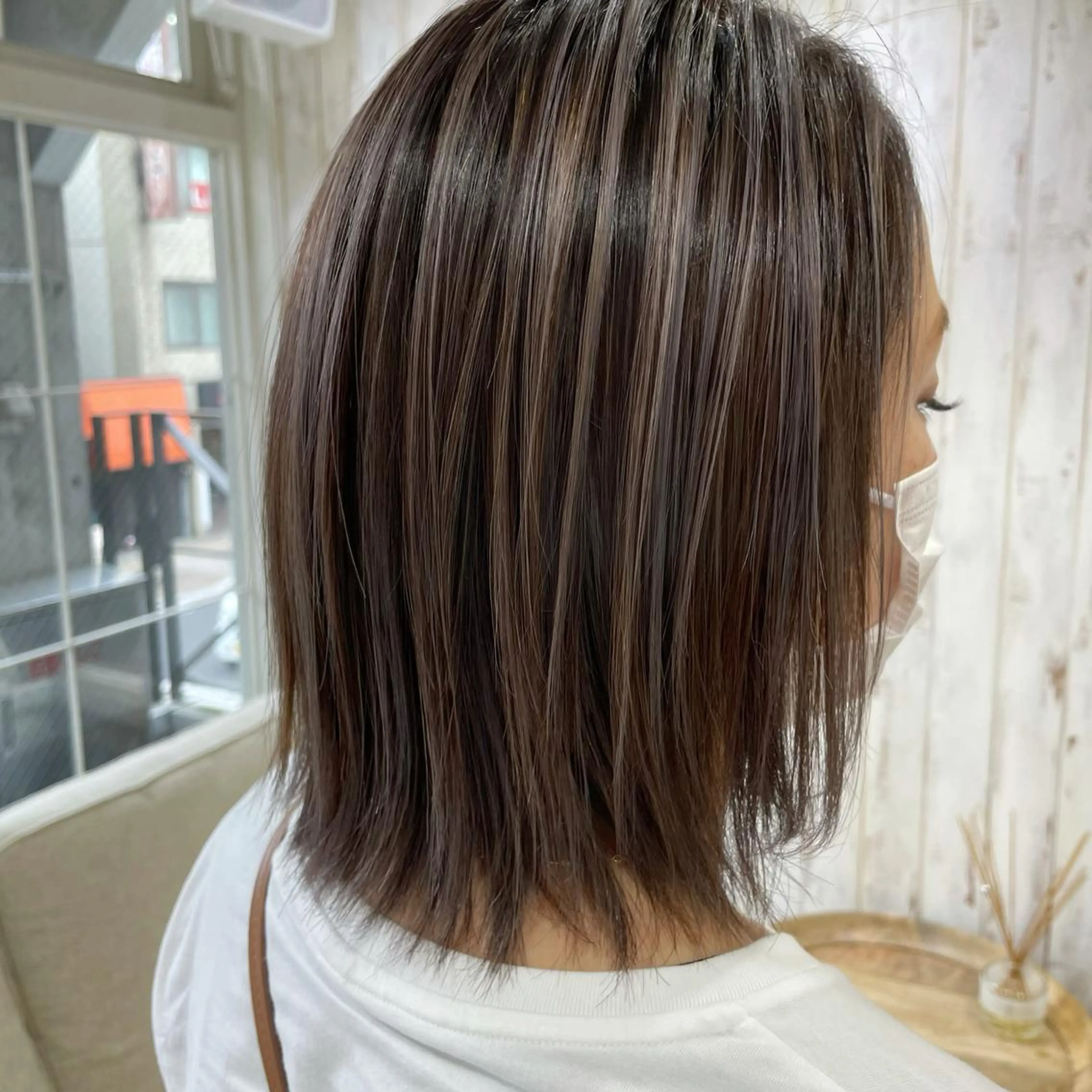 カラー アッシュ ハイライトカラー ラベンダーカラー ラベンダーアッシュ ヘアカラー 樽見 浩司のヘアスタイル