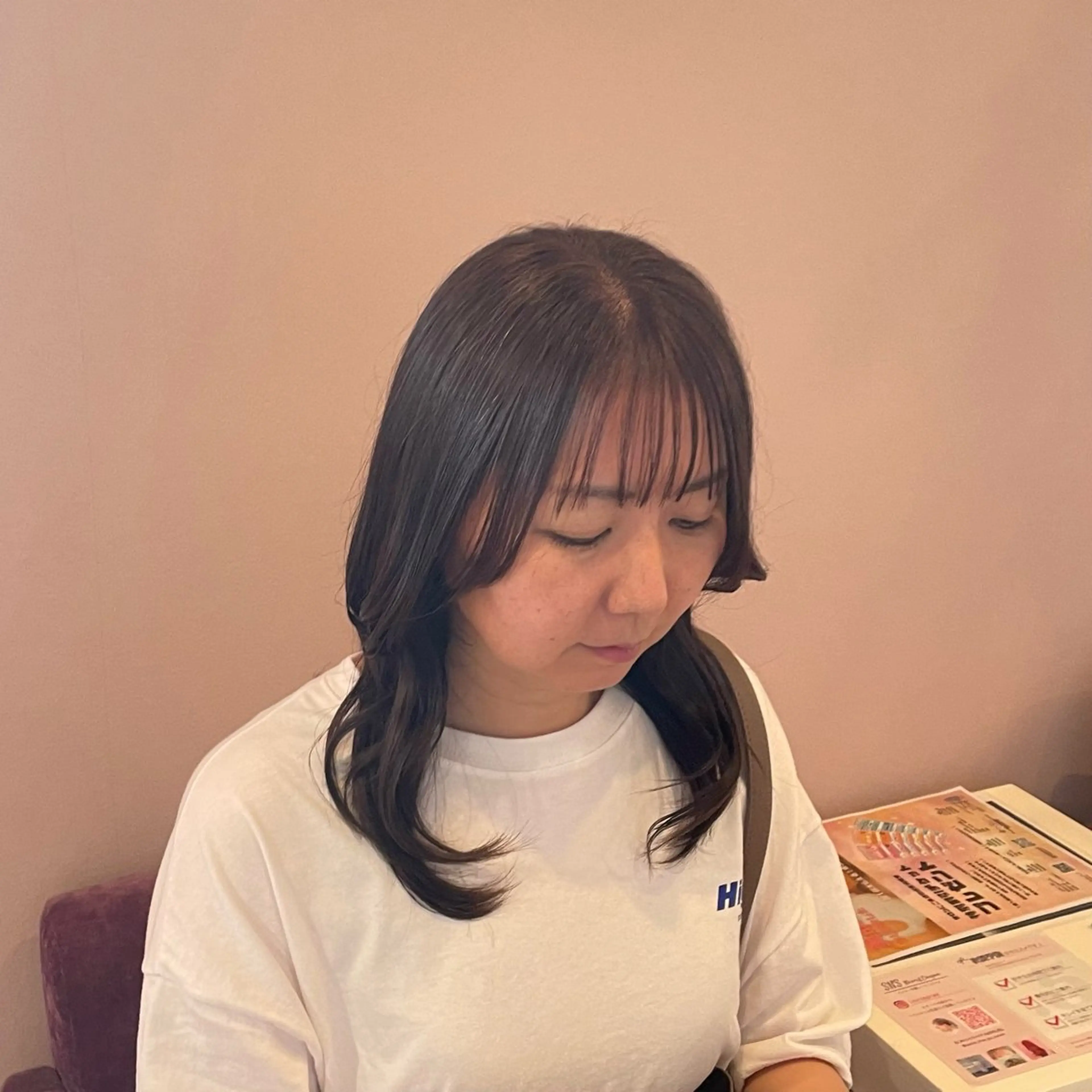 ロング 夏向/ハイトーン /パーマのヘアスタイル