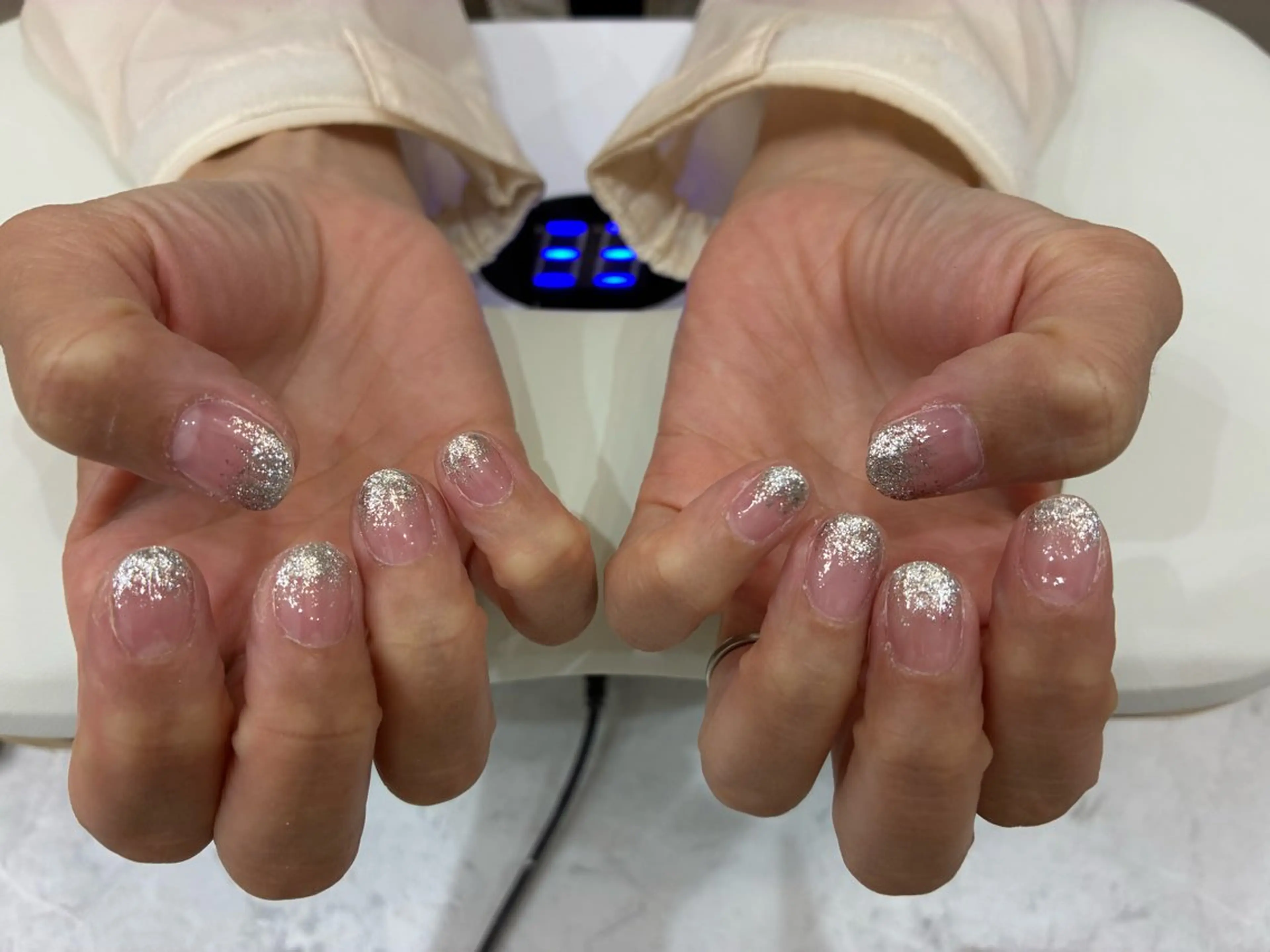 ネイル AMORIA所属・AMORIA ANNAのネイルデザイン