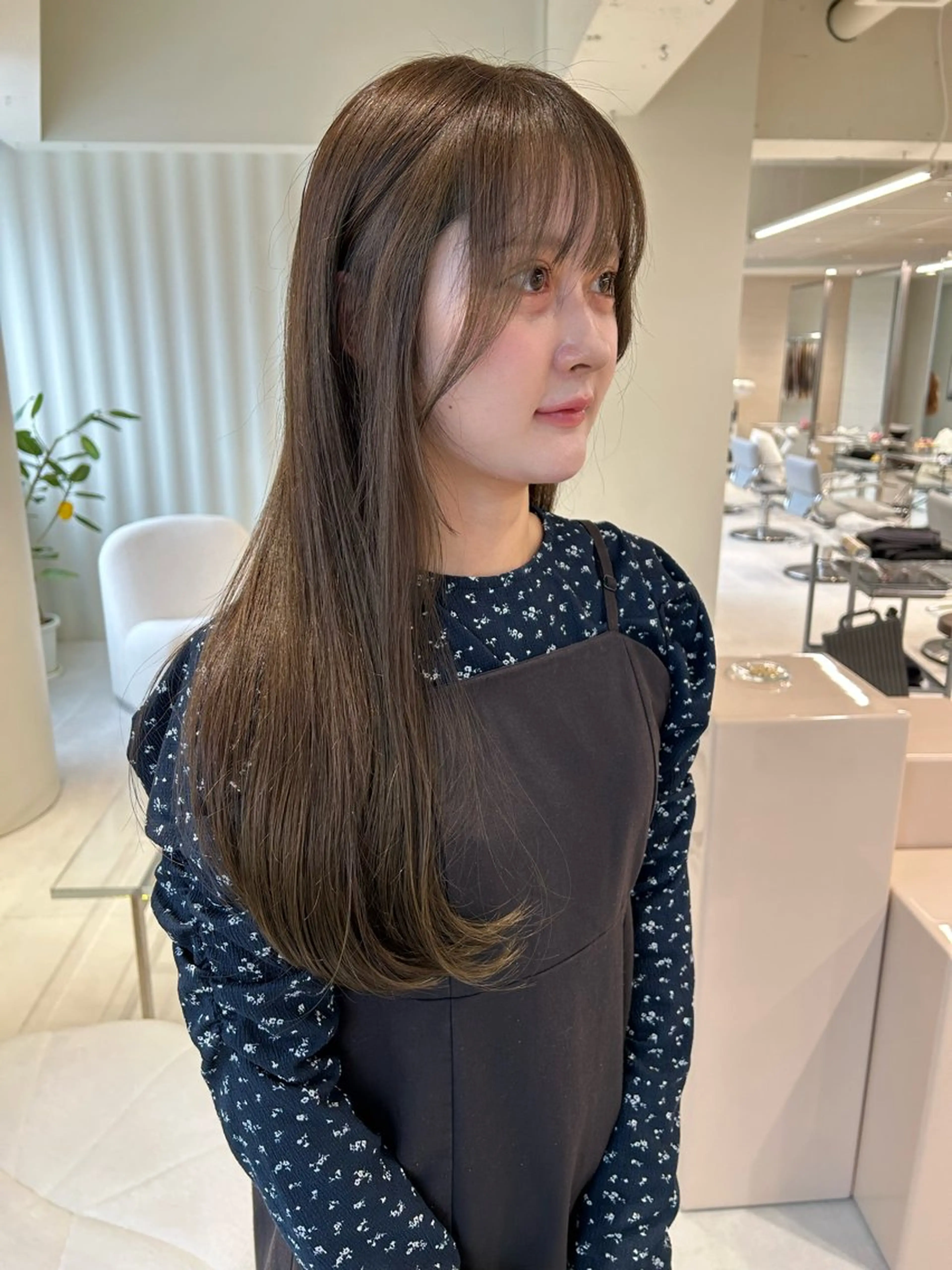 ロング カラー ベージュカラー オリーブベージュ ヘアカラー トリートメント ショートカット募集中 /NAGISAのヘアスタイル