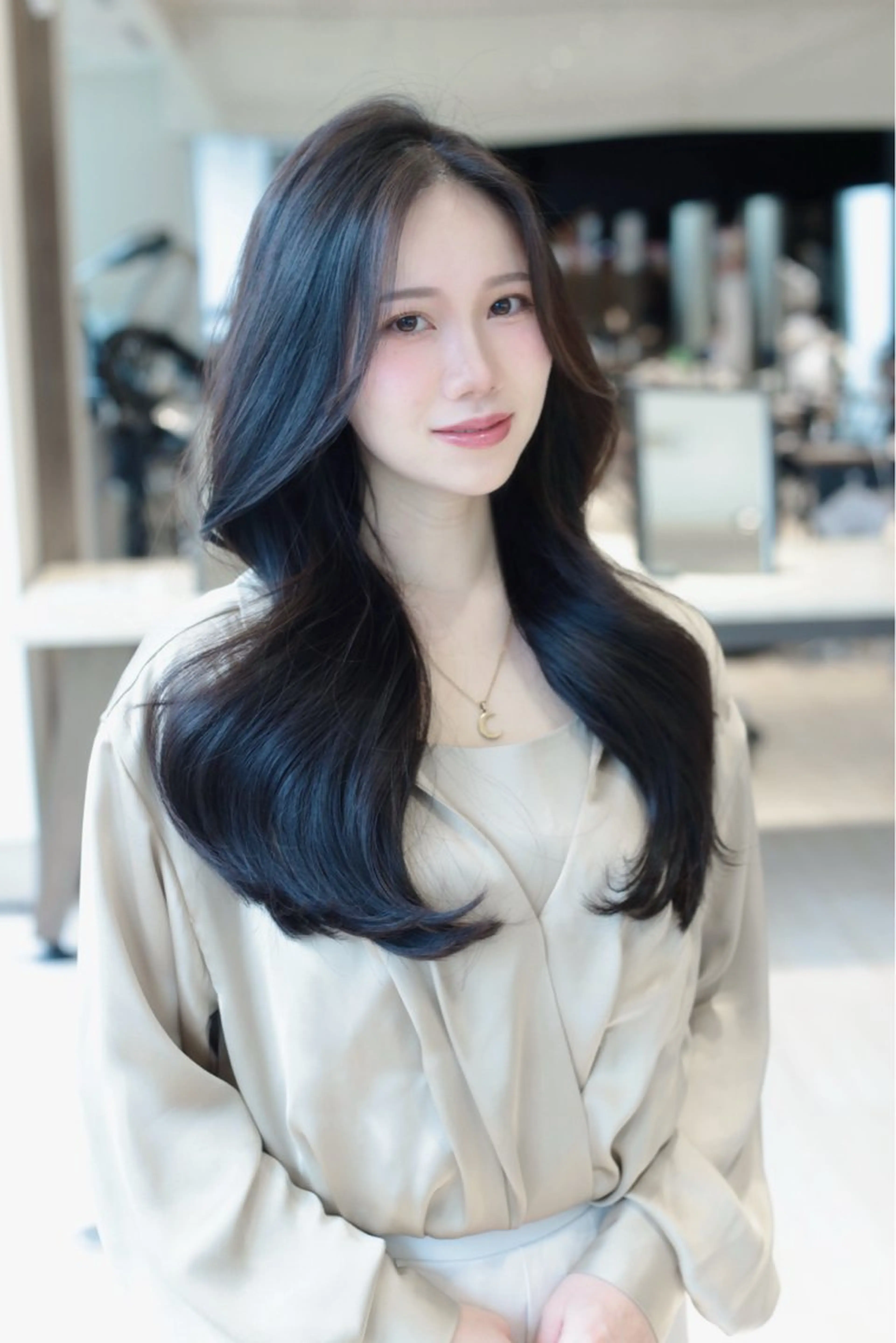 ロング カット ヘアカラー トリートメント 🎀大竹美侑／顔まわ りカット／レイヤーのヘアスタイル