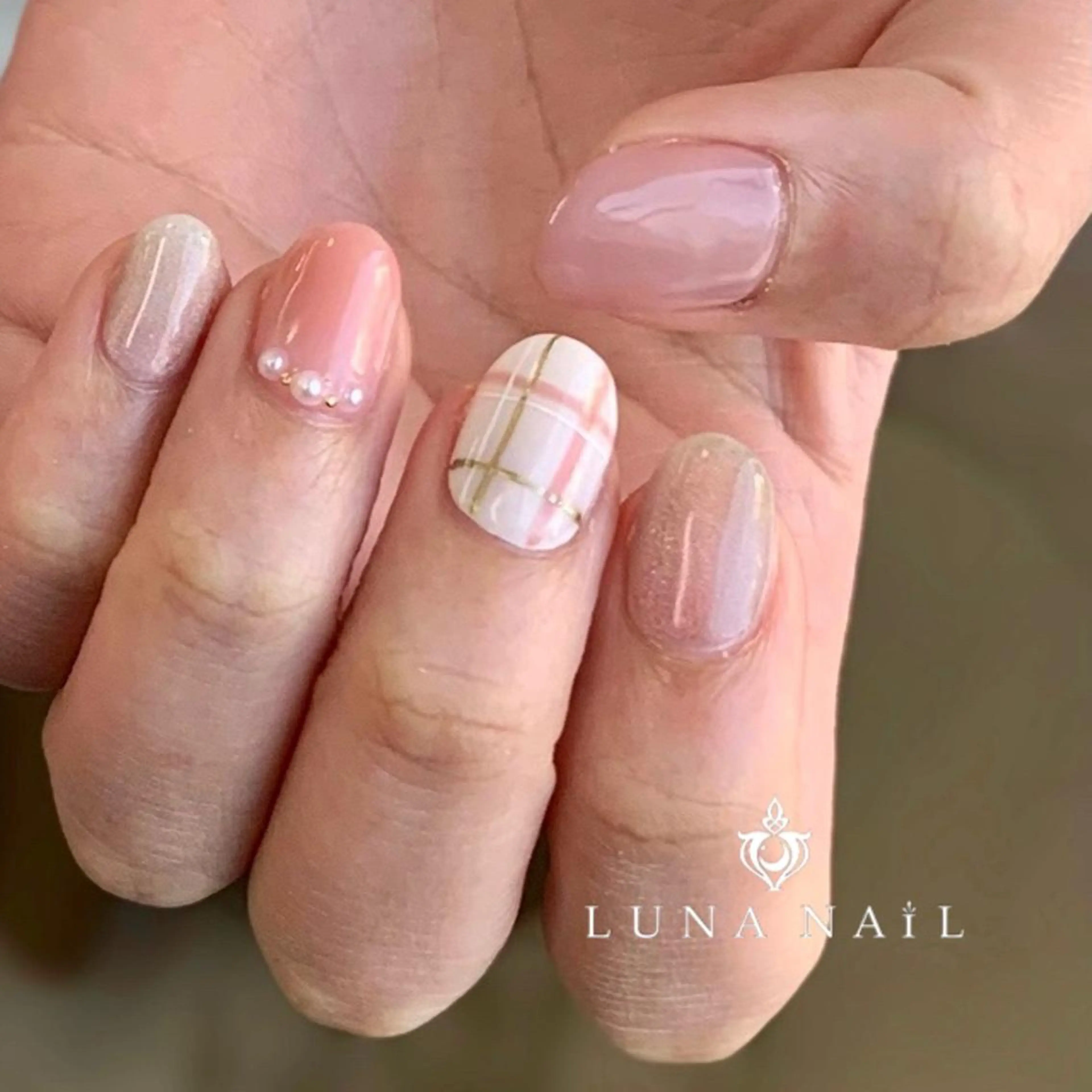 ネイル ハンドネイル アトリエ　ミモザ所属・いまむら あかりのネイルデザイン