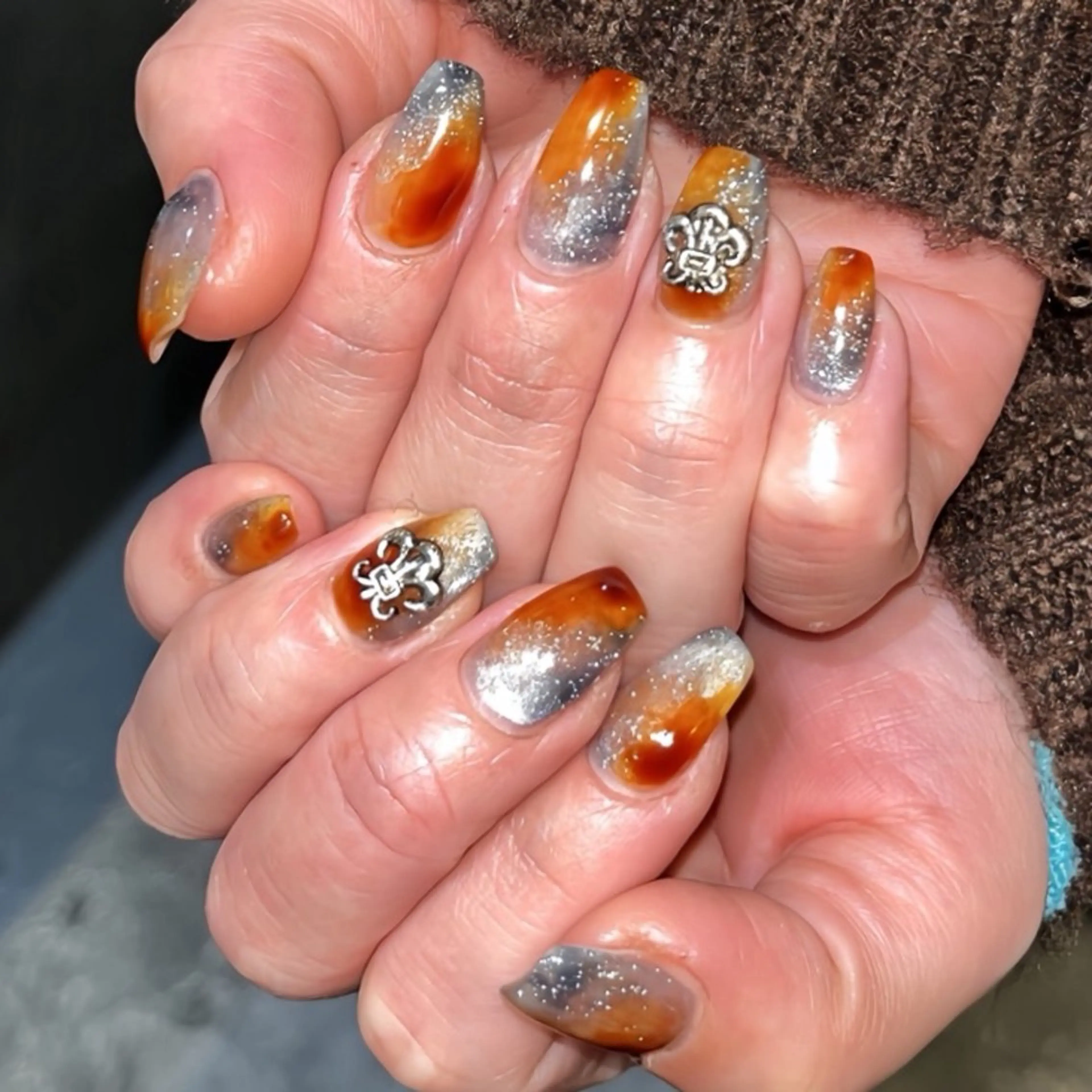 ネイル フラッシュネイル フラッシュマグ ニュアンスネイル ハンドネイル LABEL TAKARAのネイルデザイン