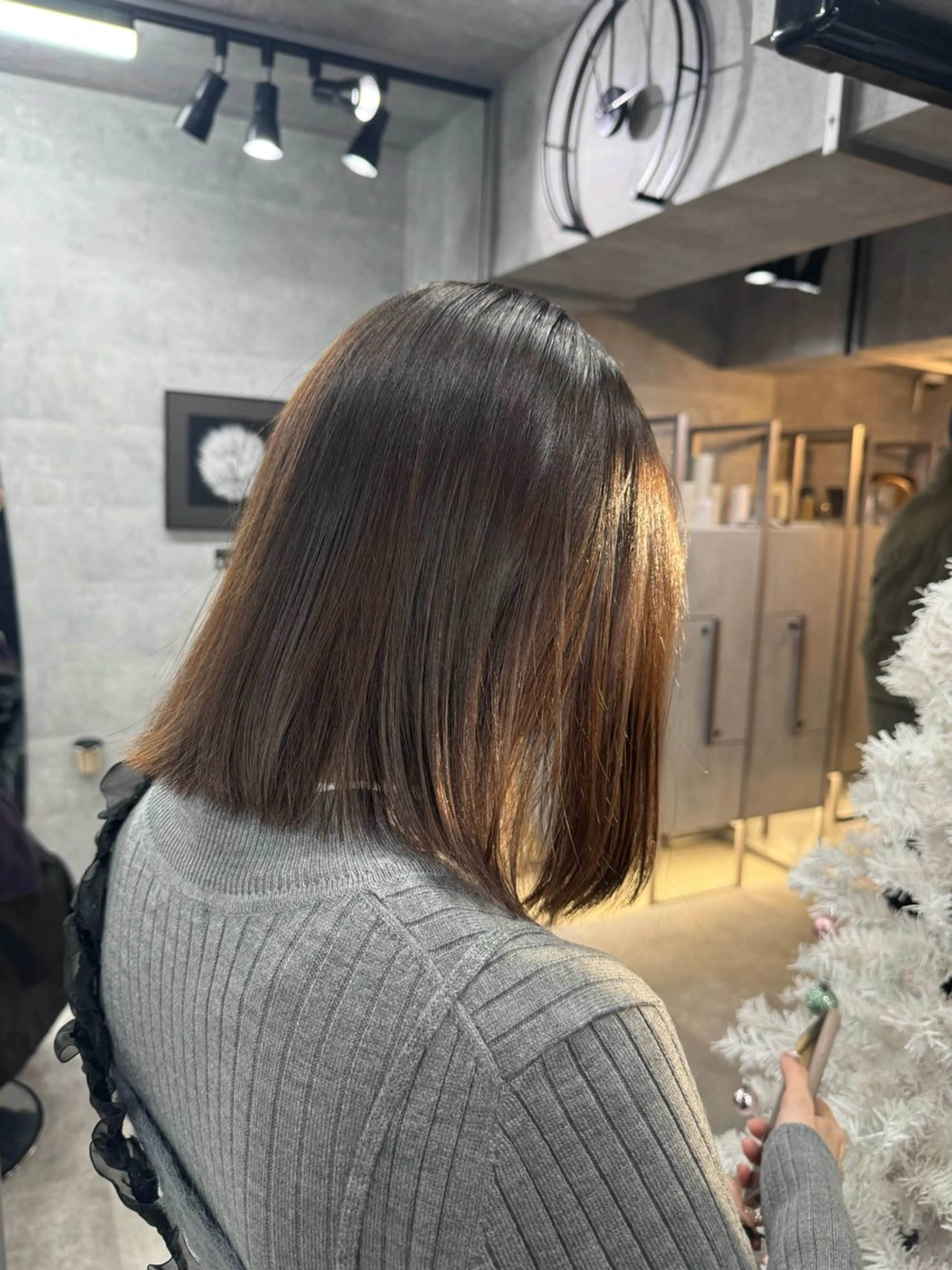 ミディアム カラー カット ヘアカラー NOOS omotesando所属・あなたのお悩み改善" You"💚❤️💛のヘアスタイル