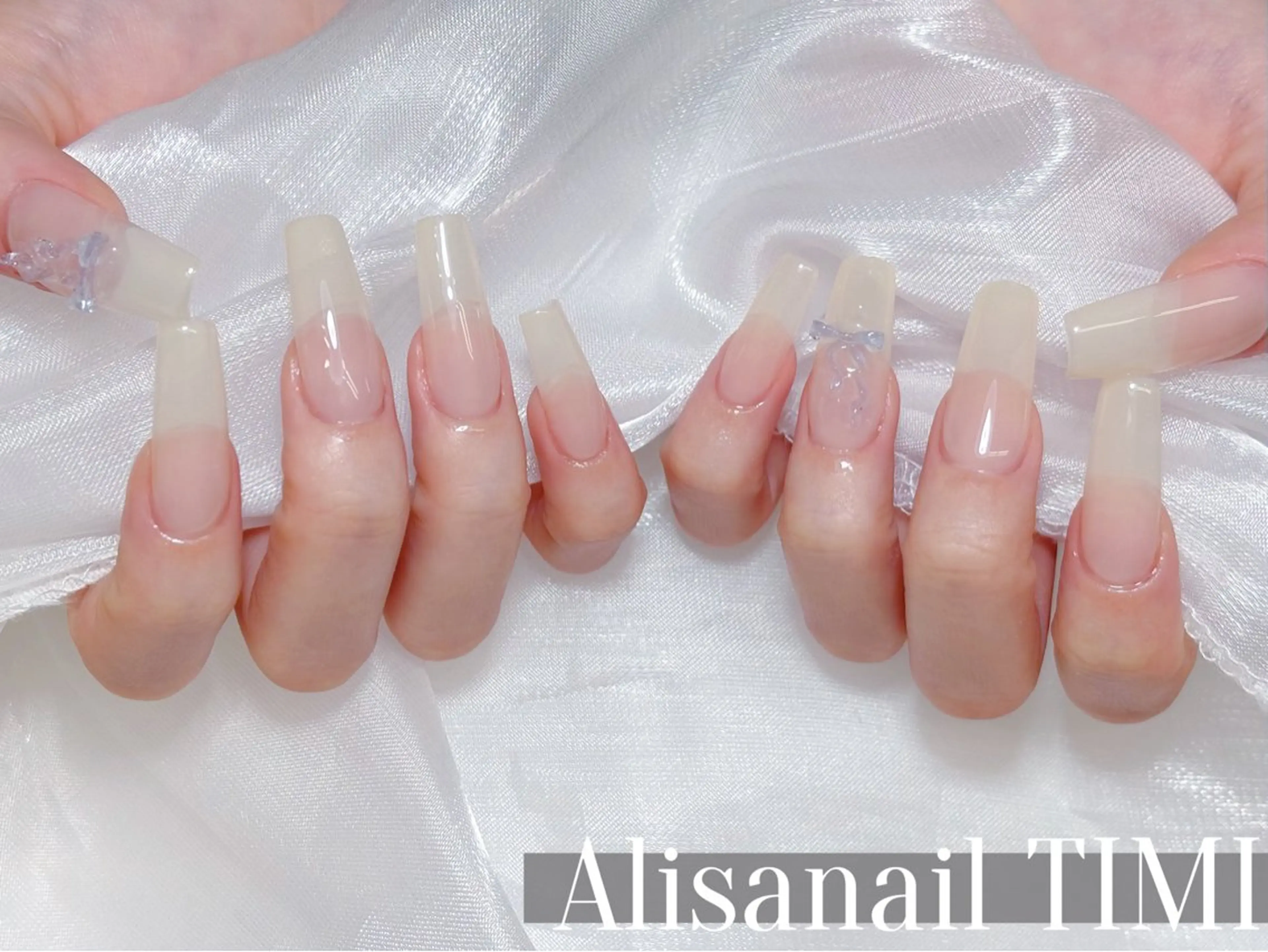 ネイル ワンカラーネイル ハンドネイル Alisa nail Timiのネイルデザイン