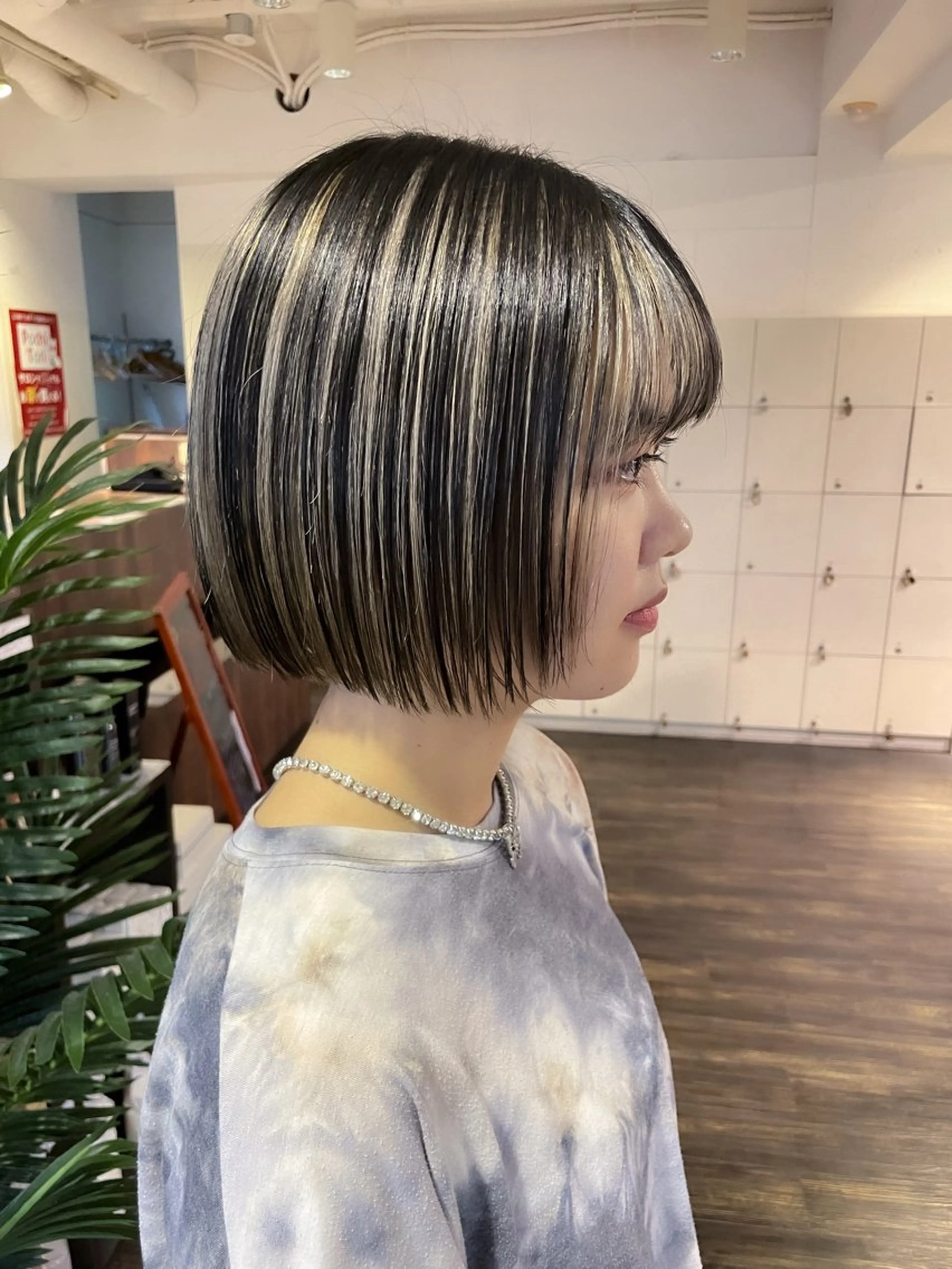 ミディアム カラー ブリーチ カット ヘアカラー 似合わせヘア🤍 面田法子のヘアスタイル