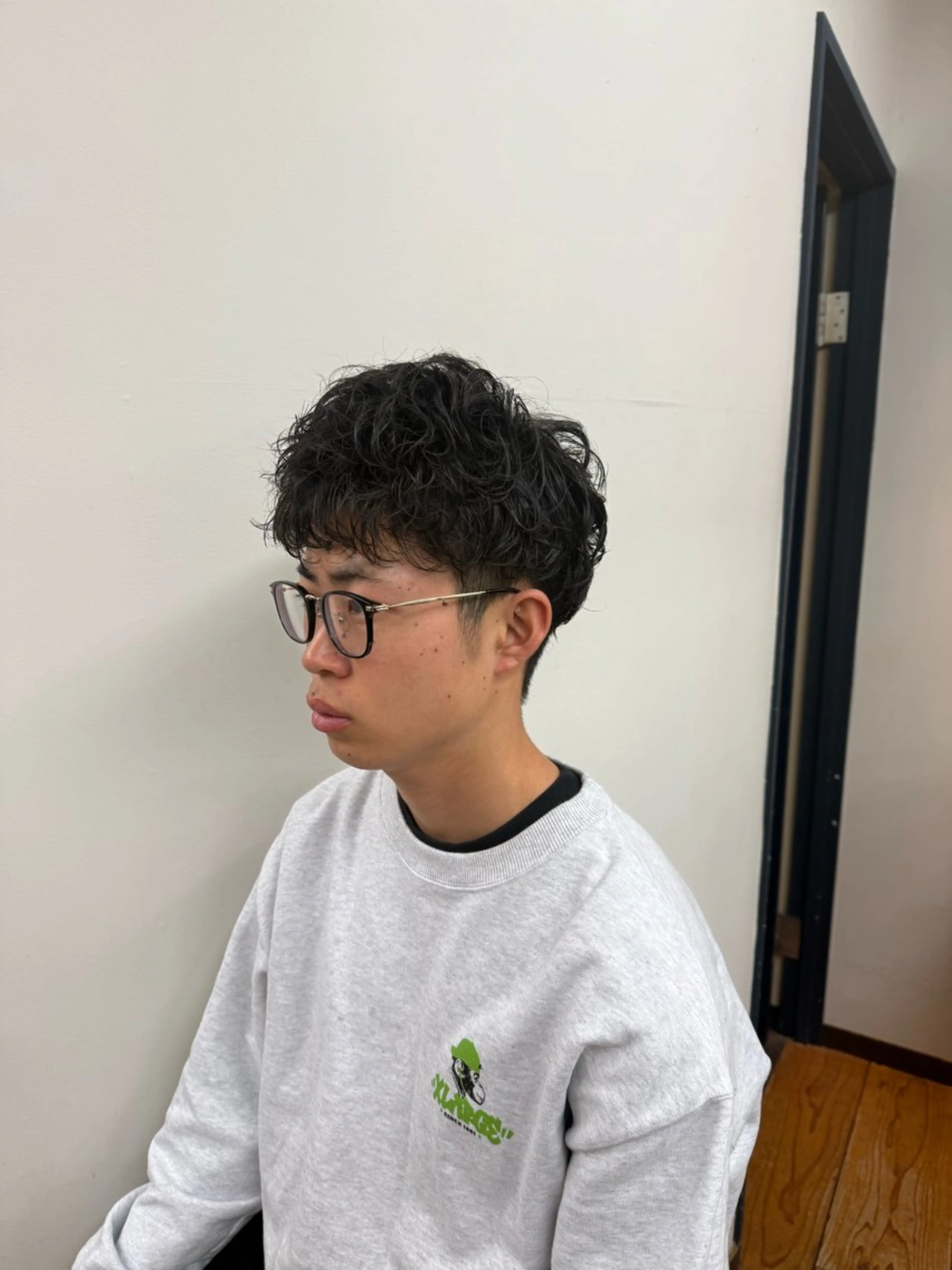 パーマ メンズ メンズパーマ 大阪梅田 稲葉利也斗のヘアスタイル