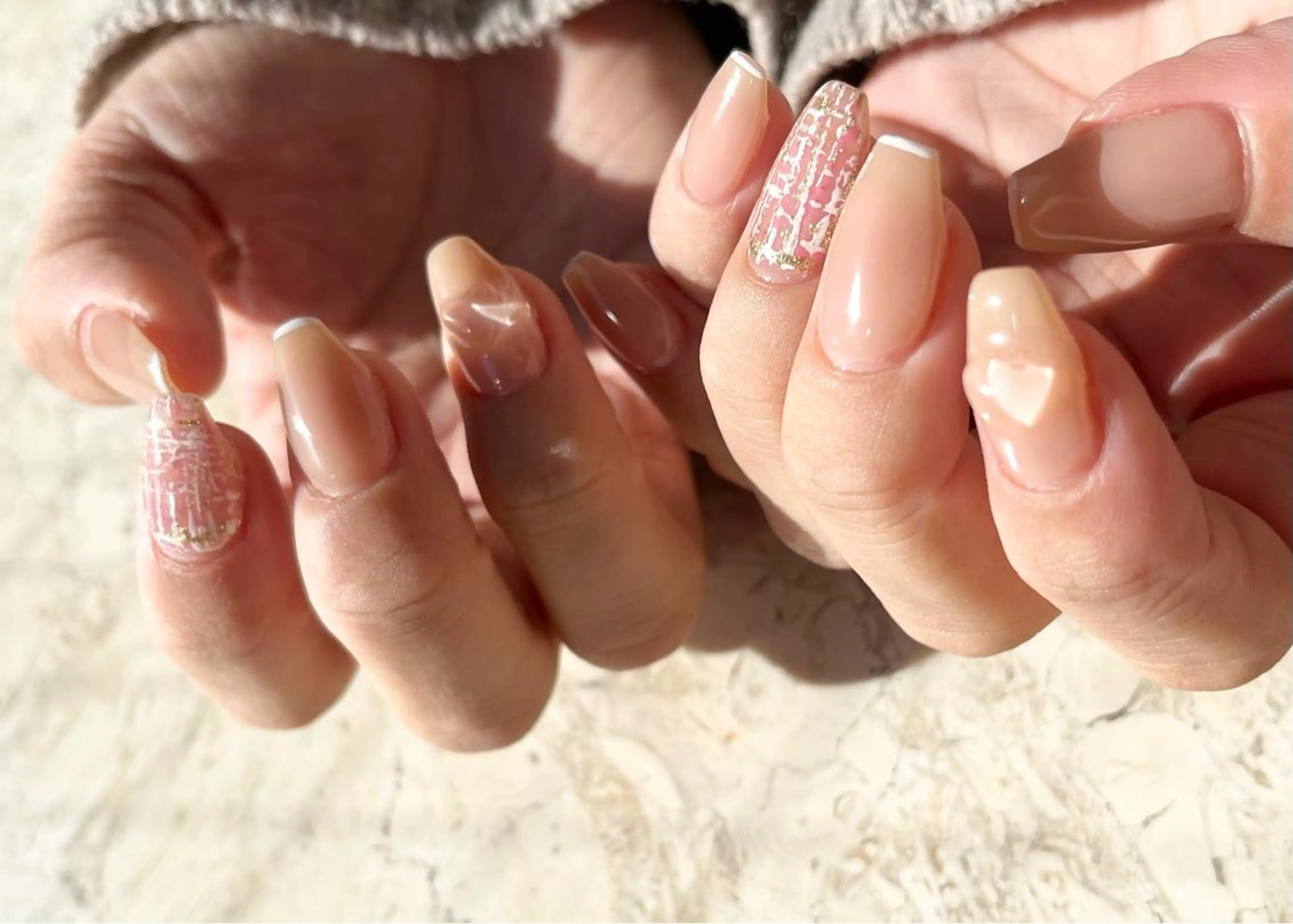 ネイル クリアネイル ジェルネイル ハート 氷ネイル・うるうるネイル 韓国ネイル mieux IZUMiのネイルデザイン