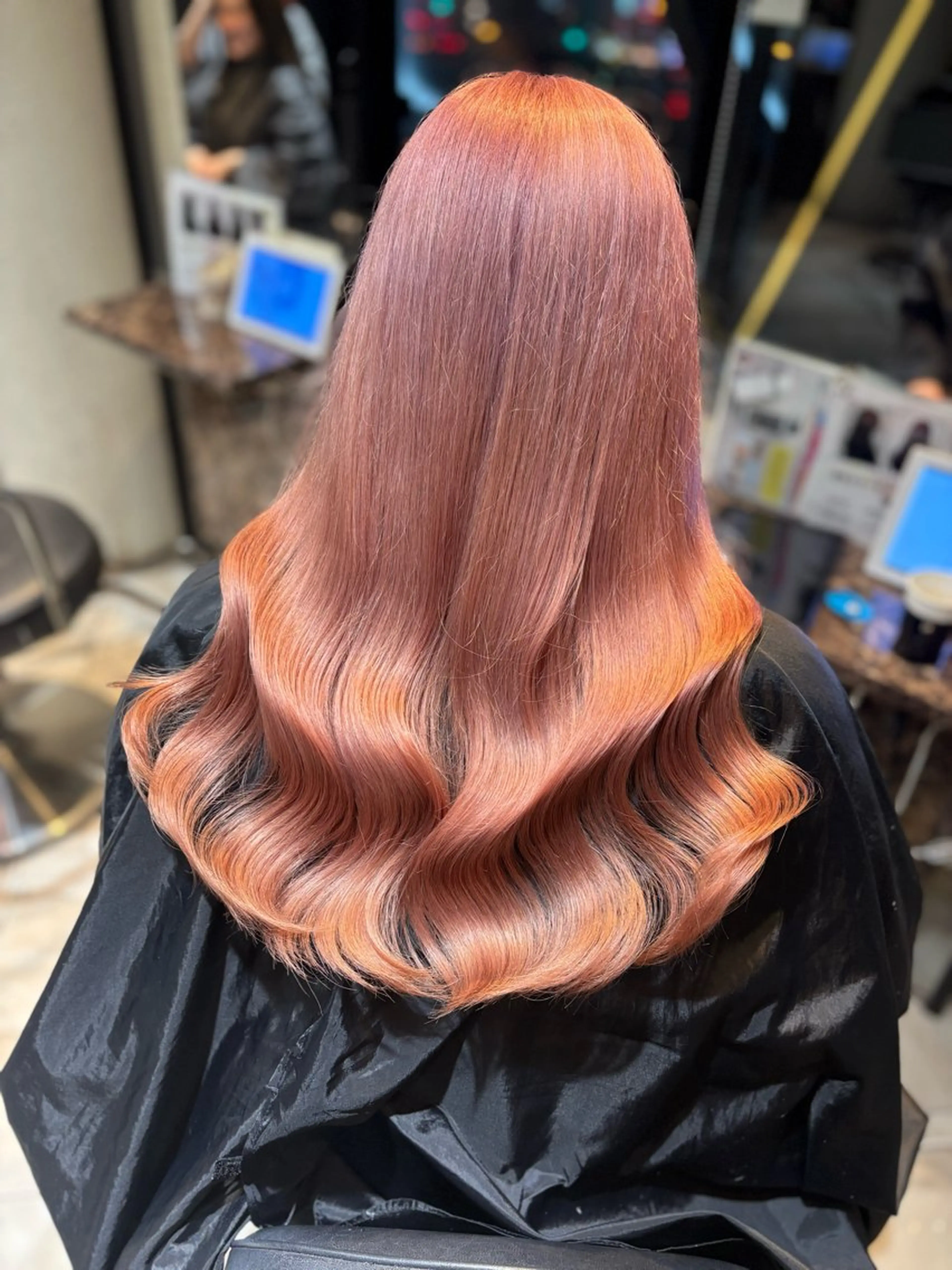 ロング カラー ブリーチ ピンクカラー ヘアカラー 大阪 梅田/ ハイトーン/エクステのヘアスタイル