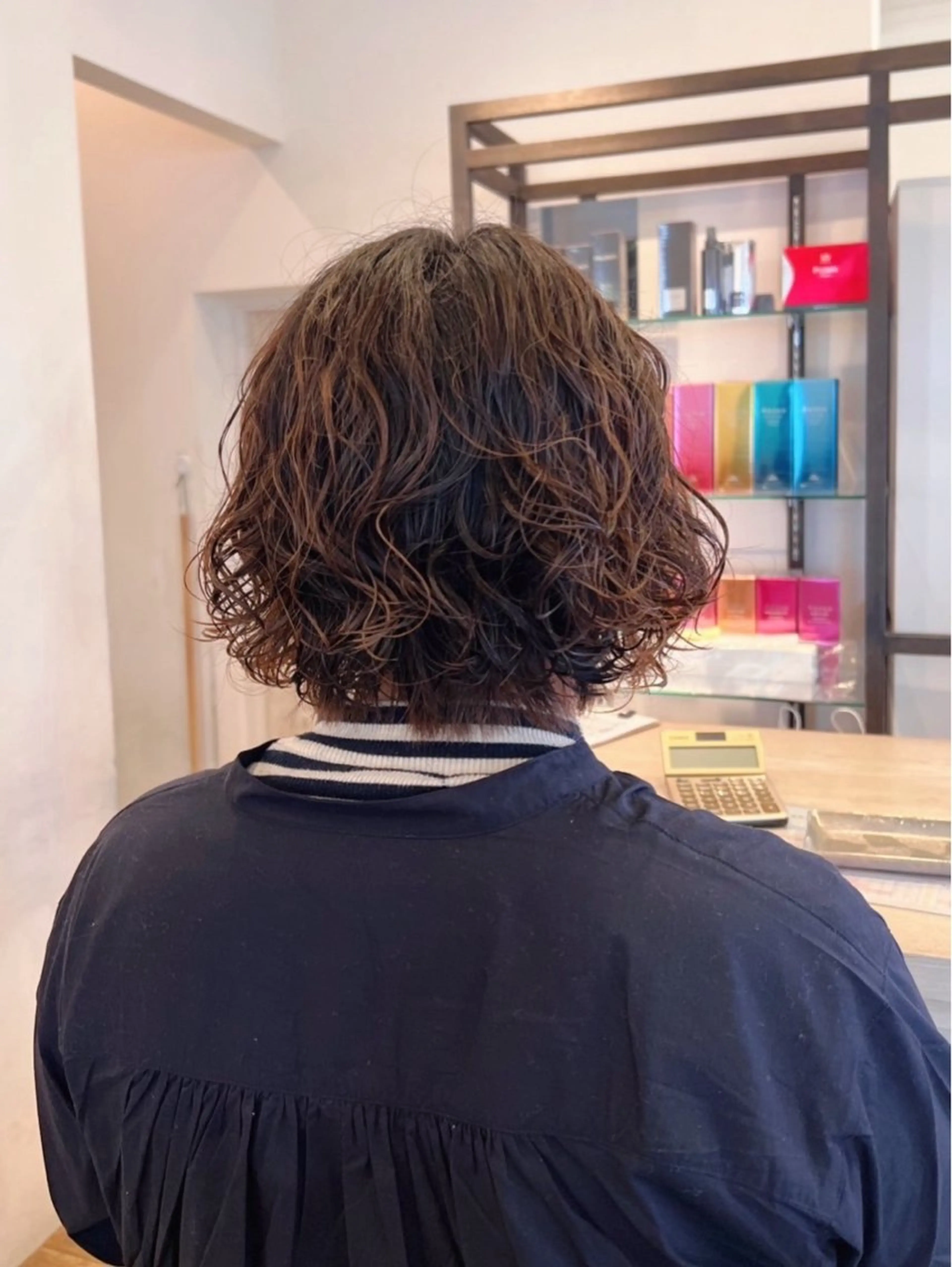 ショート パーマ ロジェブルー 川合【和泉中央】のヘアスタイル