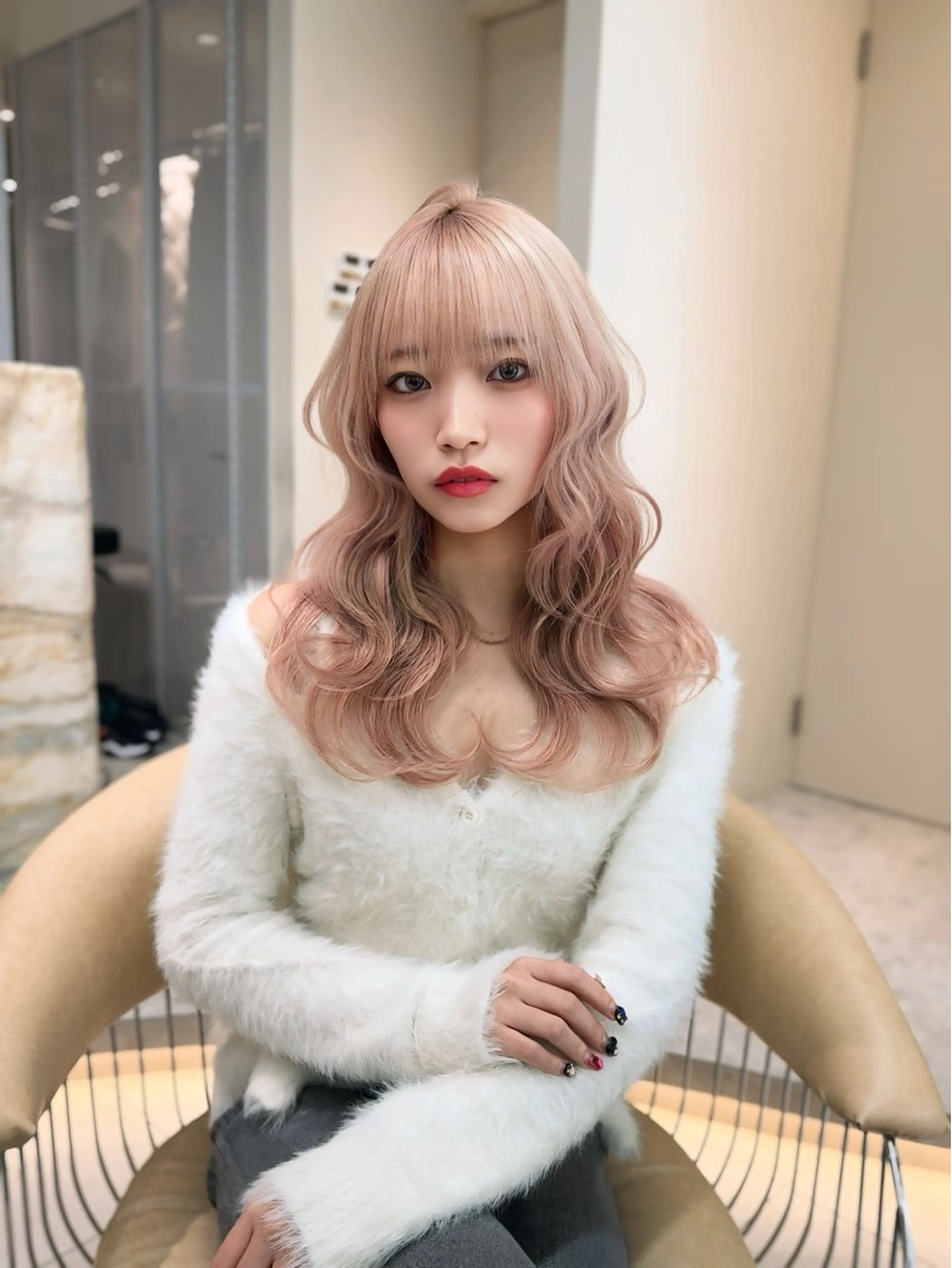 セミロング カラー ハイトーンカラー ゆーだい🇰🇷韓国 🇰🇷×髪質改善のヘアスタイル