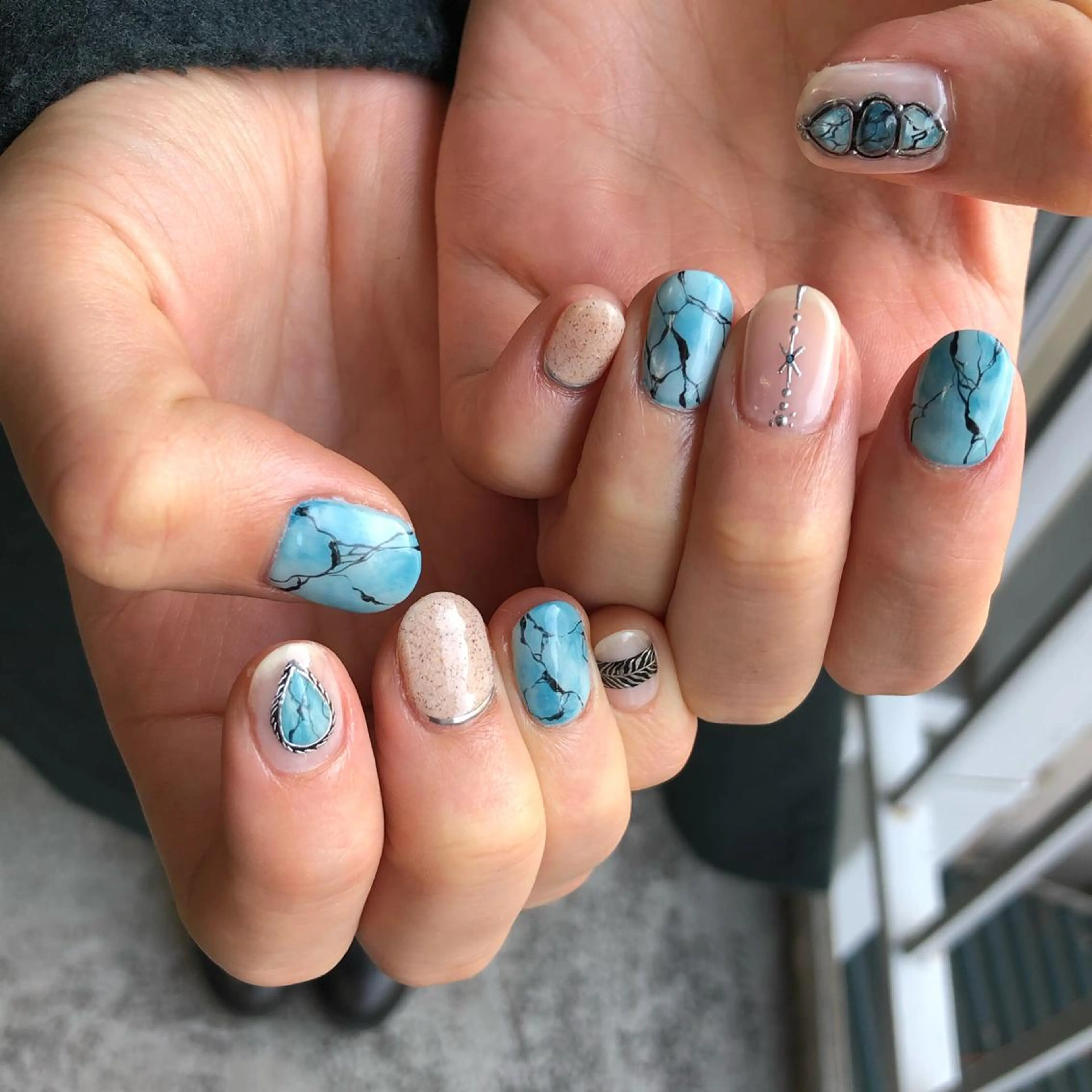 ネイル crestnail所属・小林 束紗のネイルデザイン