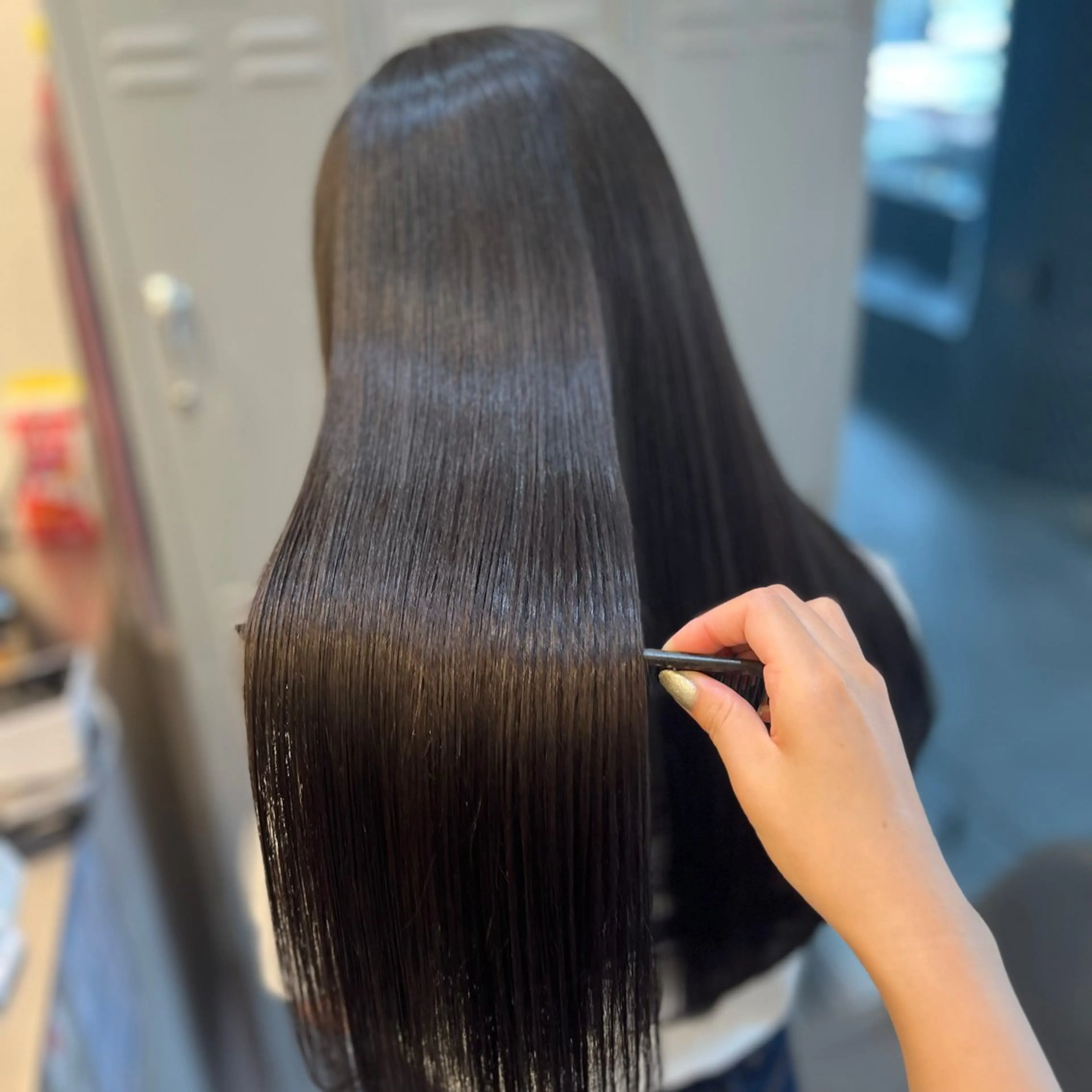 【まっすぐ柔らかい髪に🤍】カット+髪質改善ストレートの写真