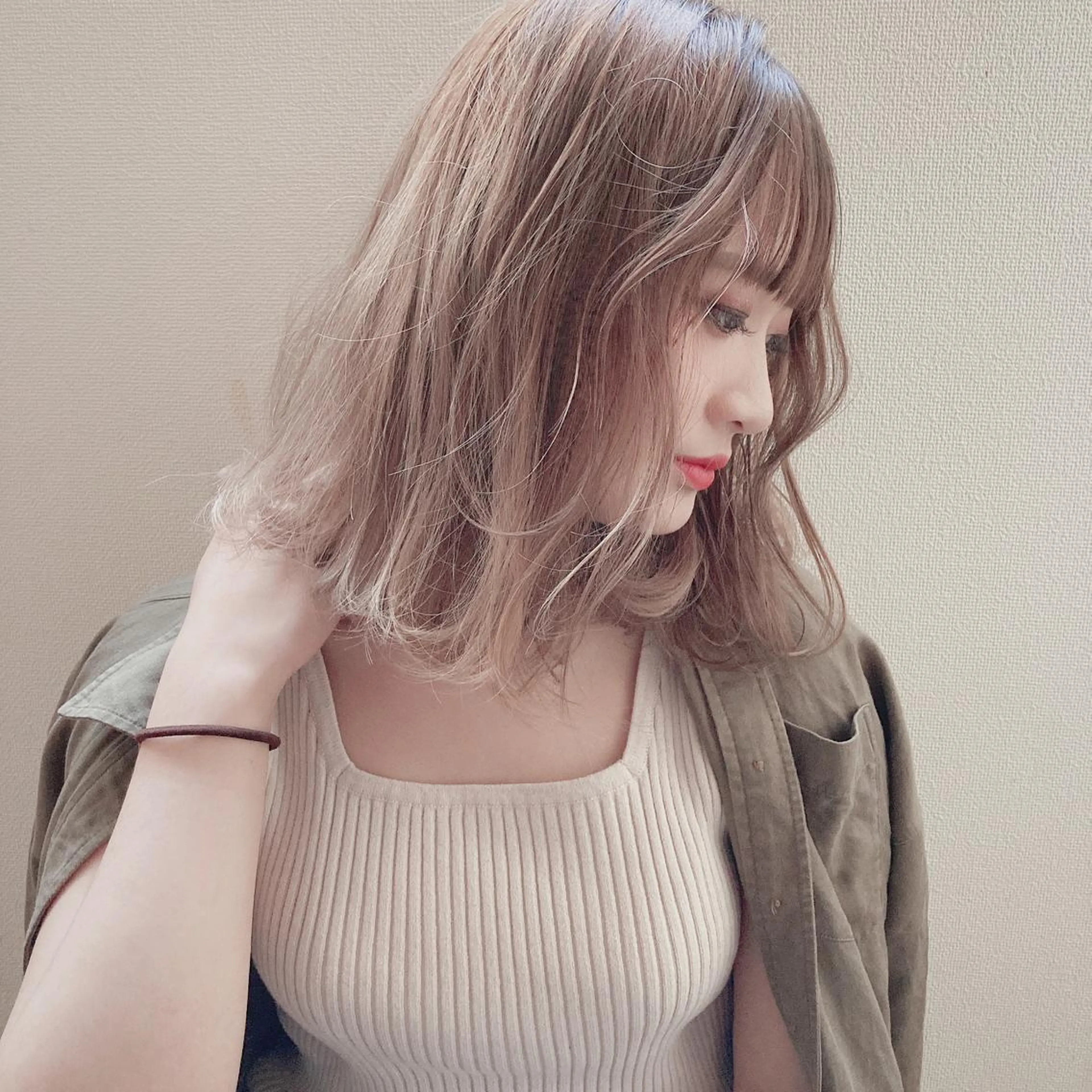 ミディアム カラー ハイトーンカラー テトネ タカシのヘアスタイル