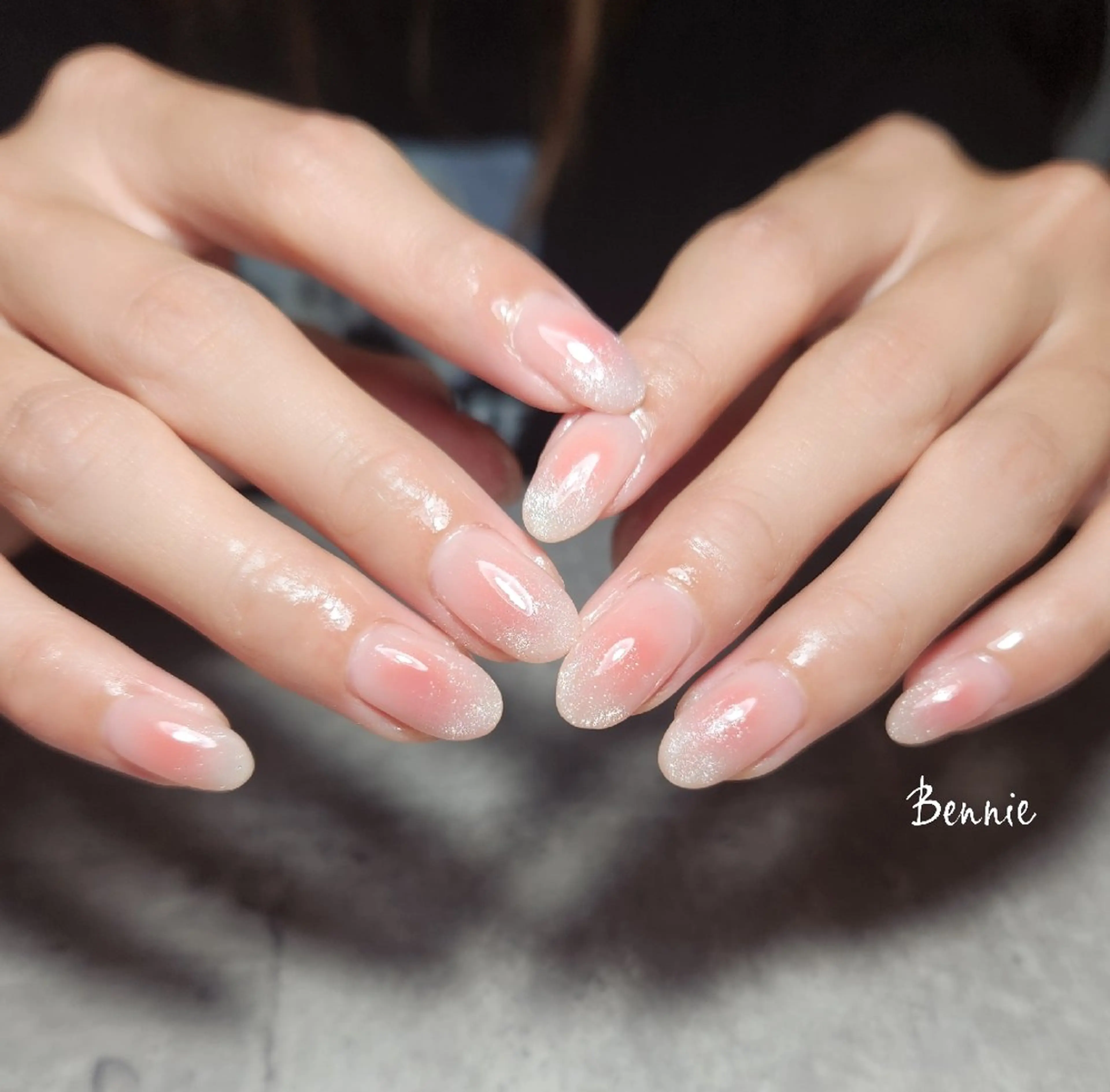 ネイル チークネイル マグネットネイル ピンク ハンドネイル   BENNIEのネイルデザイン