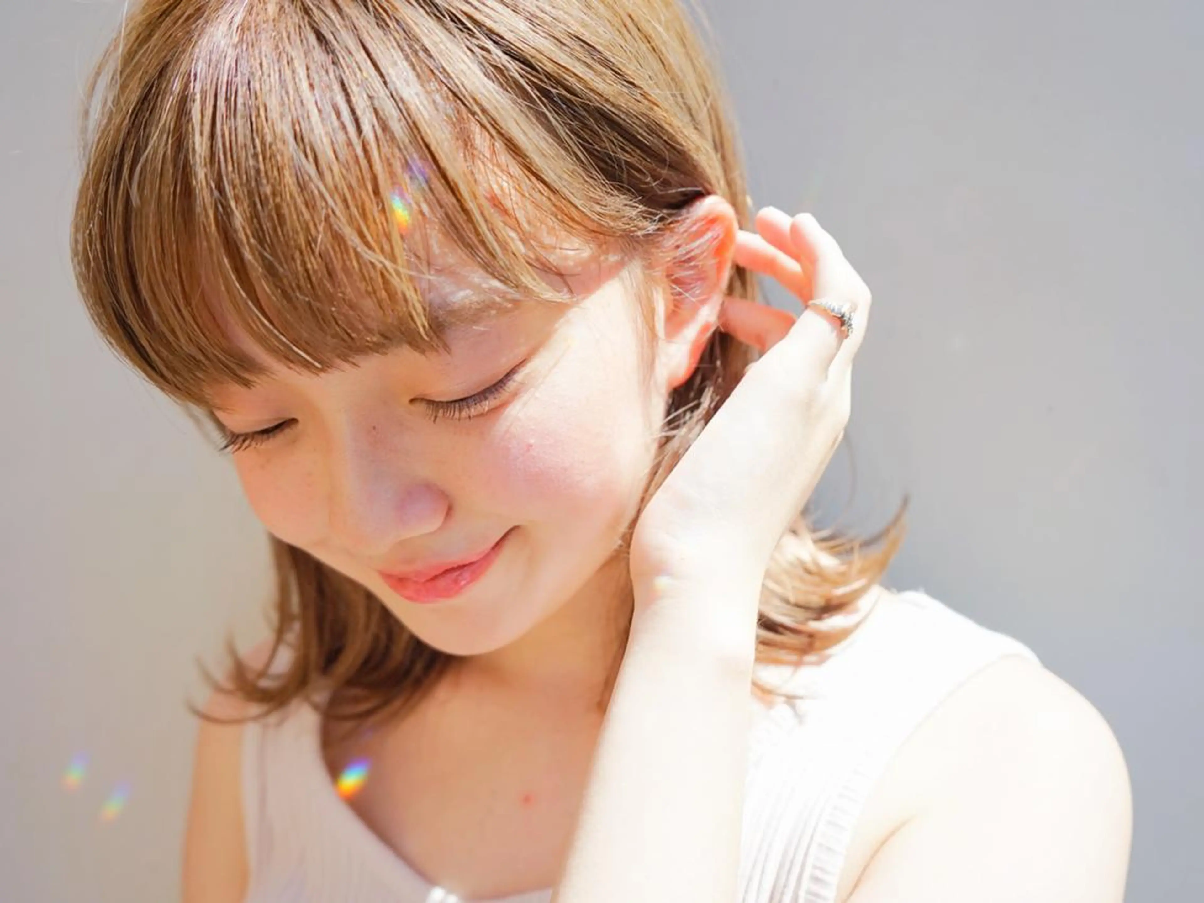 セミロング セミロングパーマ ケアカラー ラベンダーベージュ 髪質改善 韓国風ヘア カット トリートメント ヘアケア特化型サロン newi 梅田のヘアスタイル