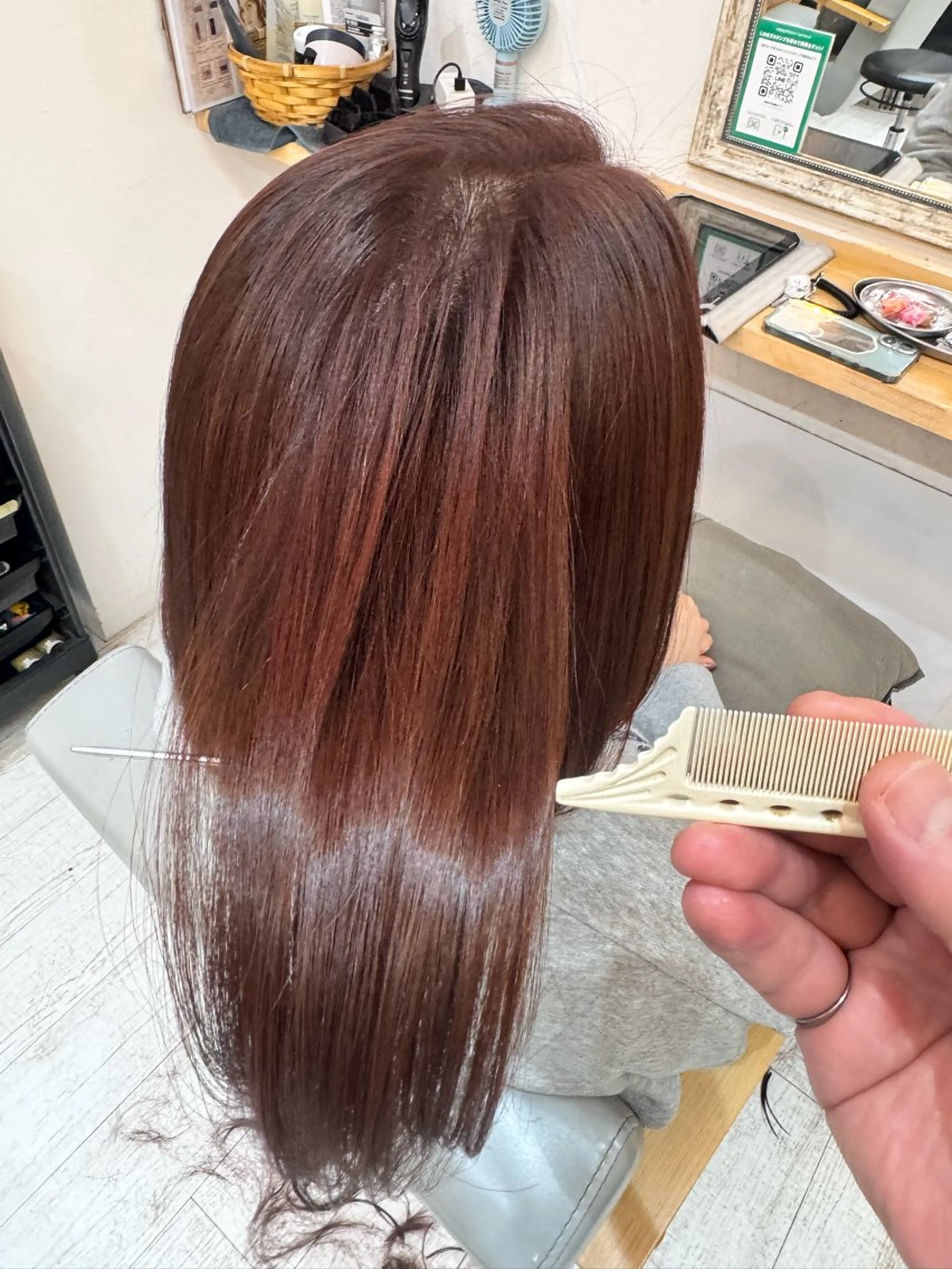 ミディアム カット ヘアカラー 山本 悟志のヘアスタイル