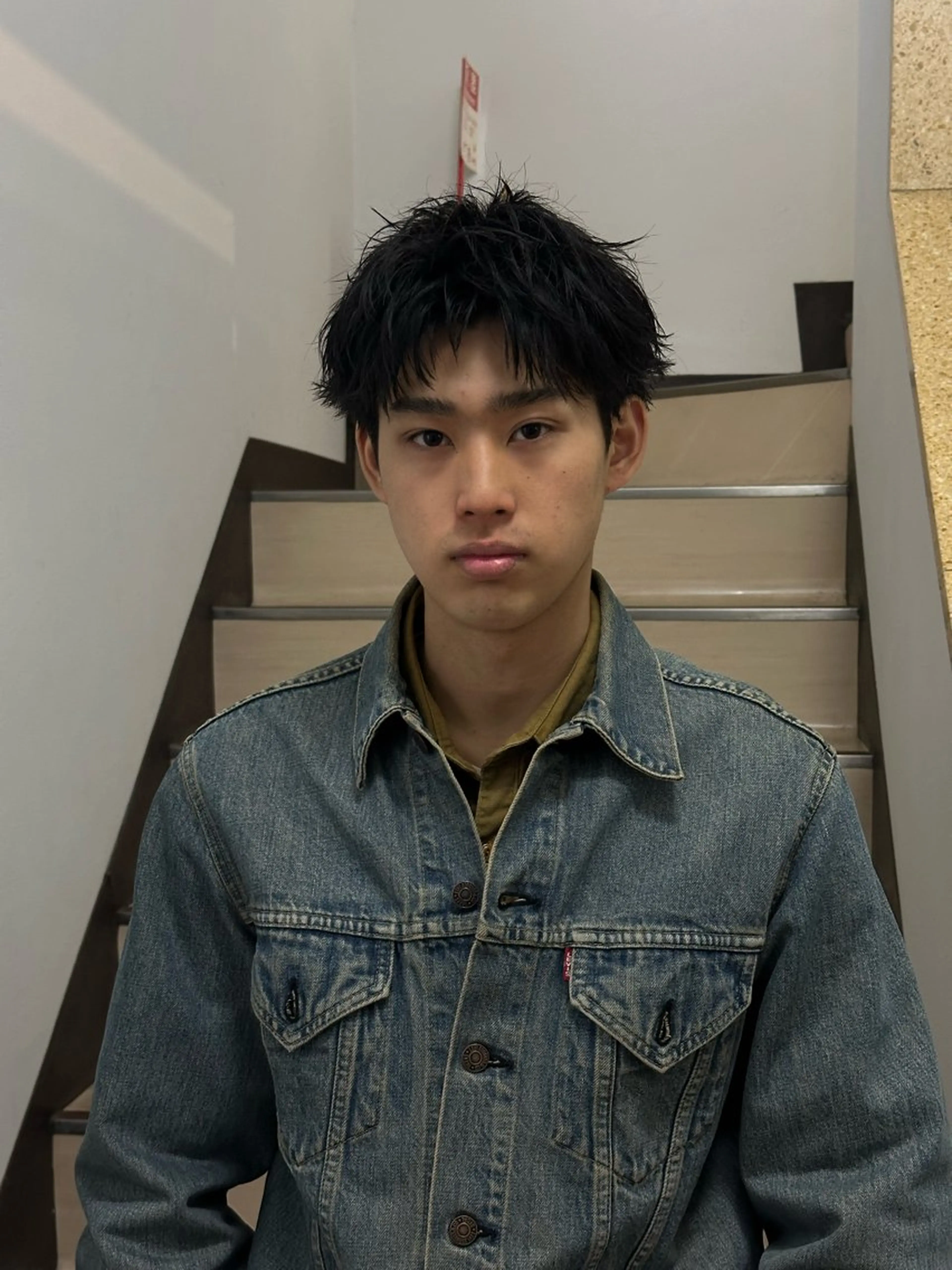 ショート メンズ メンズブリーチ センターパート フェードカット フェザーパーマ メンズハイライト 金山駅前/メンズ パーマ/真柄 恒輝のヘアスタイル