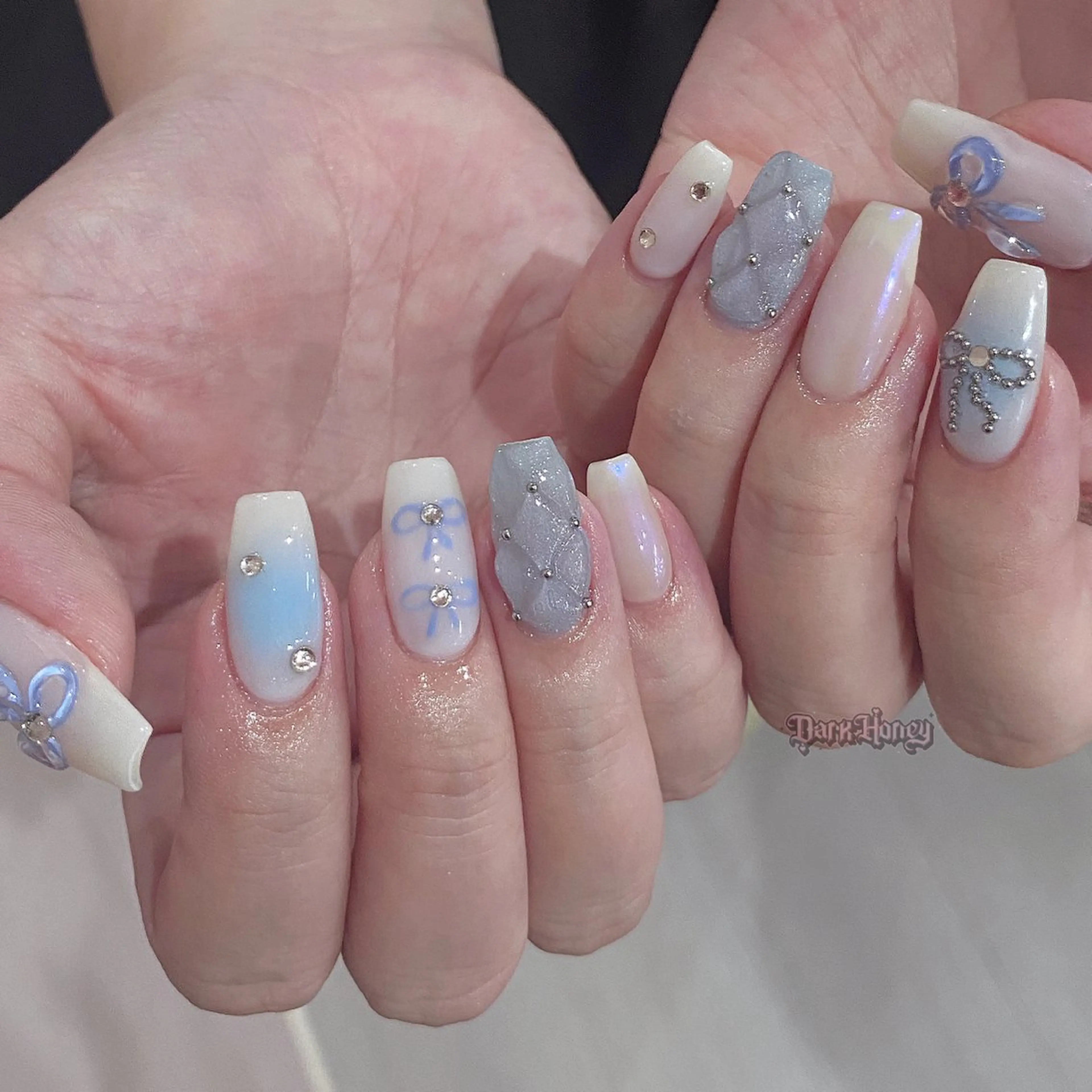 ネイル ハンドネイル Dark honey スカルプ専門原宿店のネイルデザイン