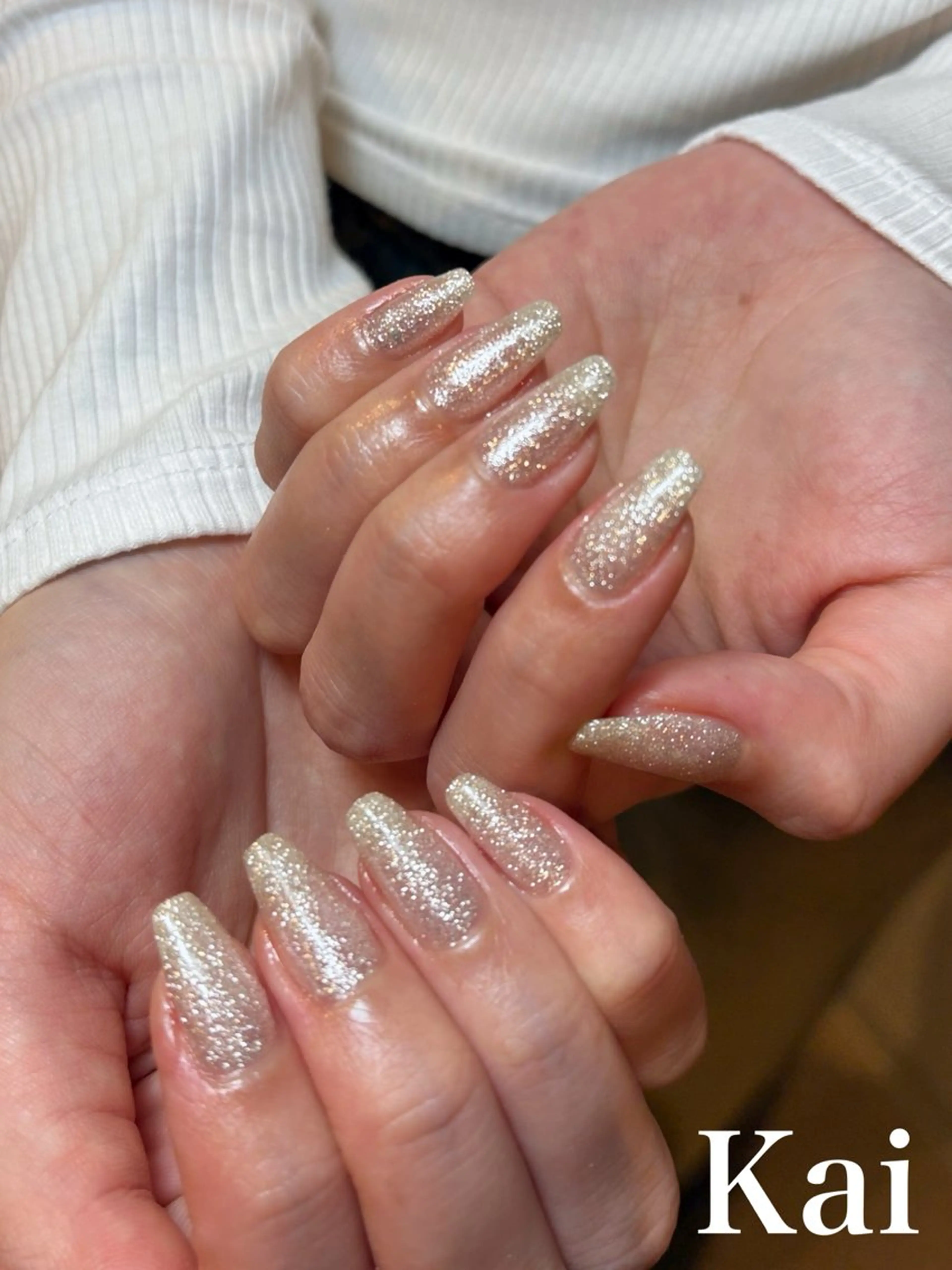 ネイル ワンカラーネイル シルバー ホワイト 冬ネイル ハンドネイル Kai  nail Mayukoのネイルデザイン